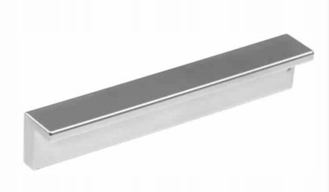 

Nowoczesny uchwyt meblowy chrom mat L-140 r96mm