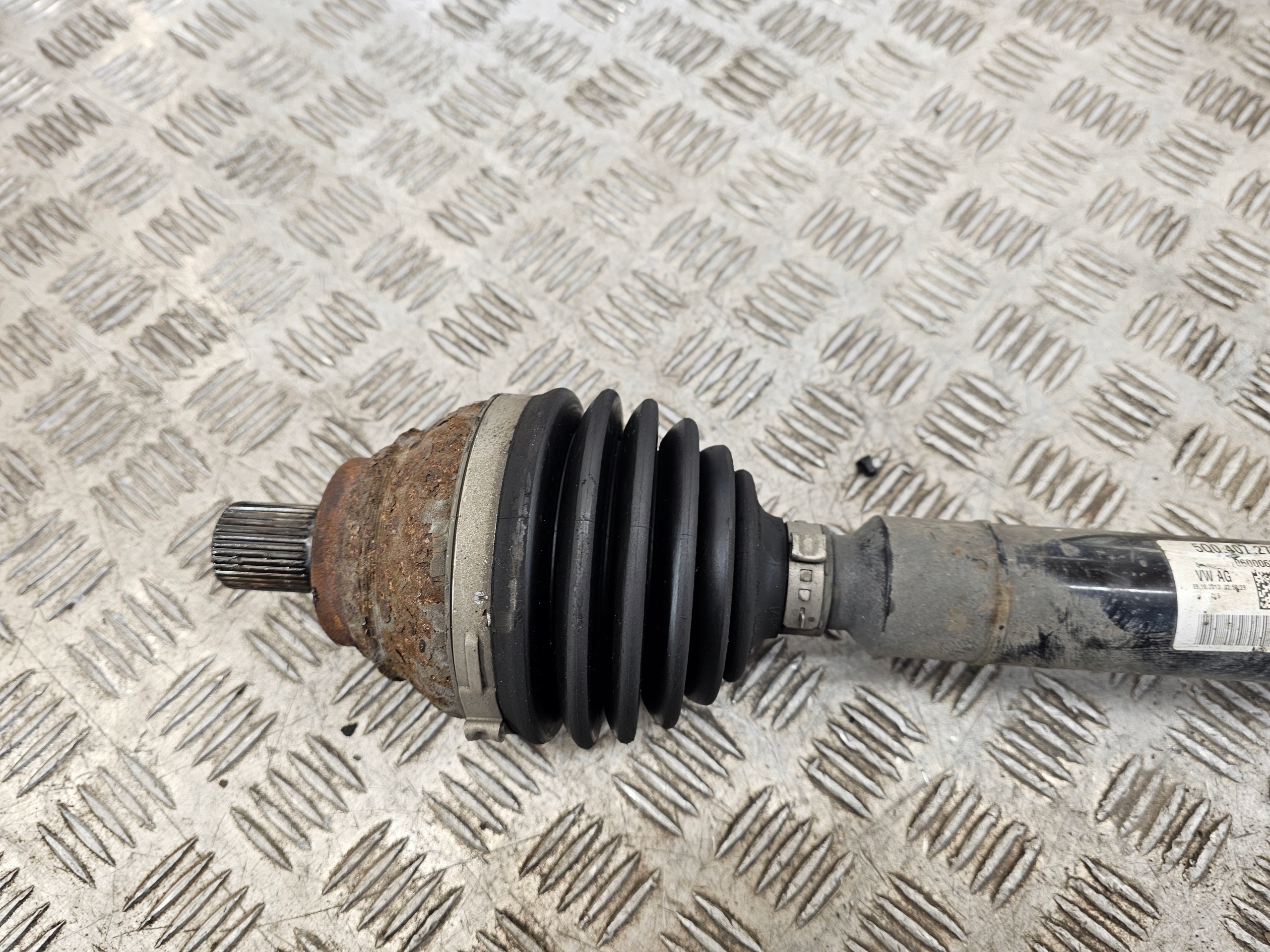 semi-axis right right front 2.0 TDI AUDI A3 8V 5Q0407272E