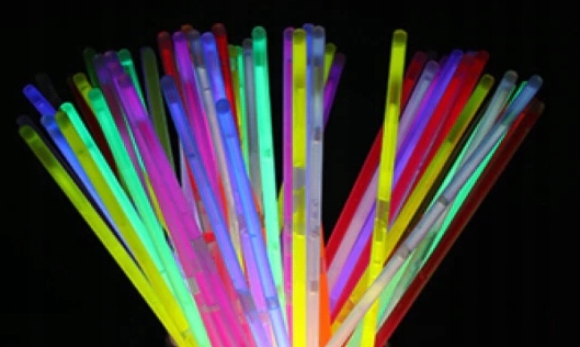 Światło chemiczne Pałeczki świecące Świetliki 15sz Materiał Plastik