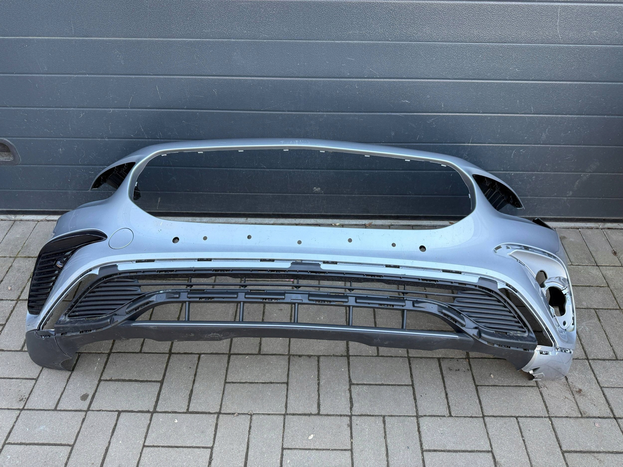 Mercedes GLA 247 Lift 23- bumper front front
