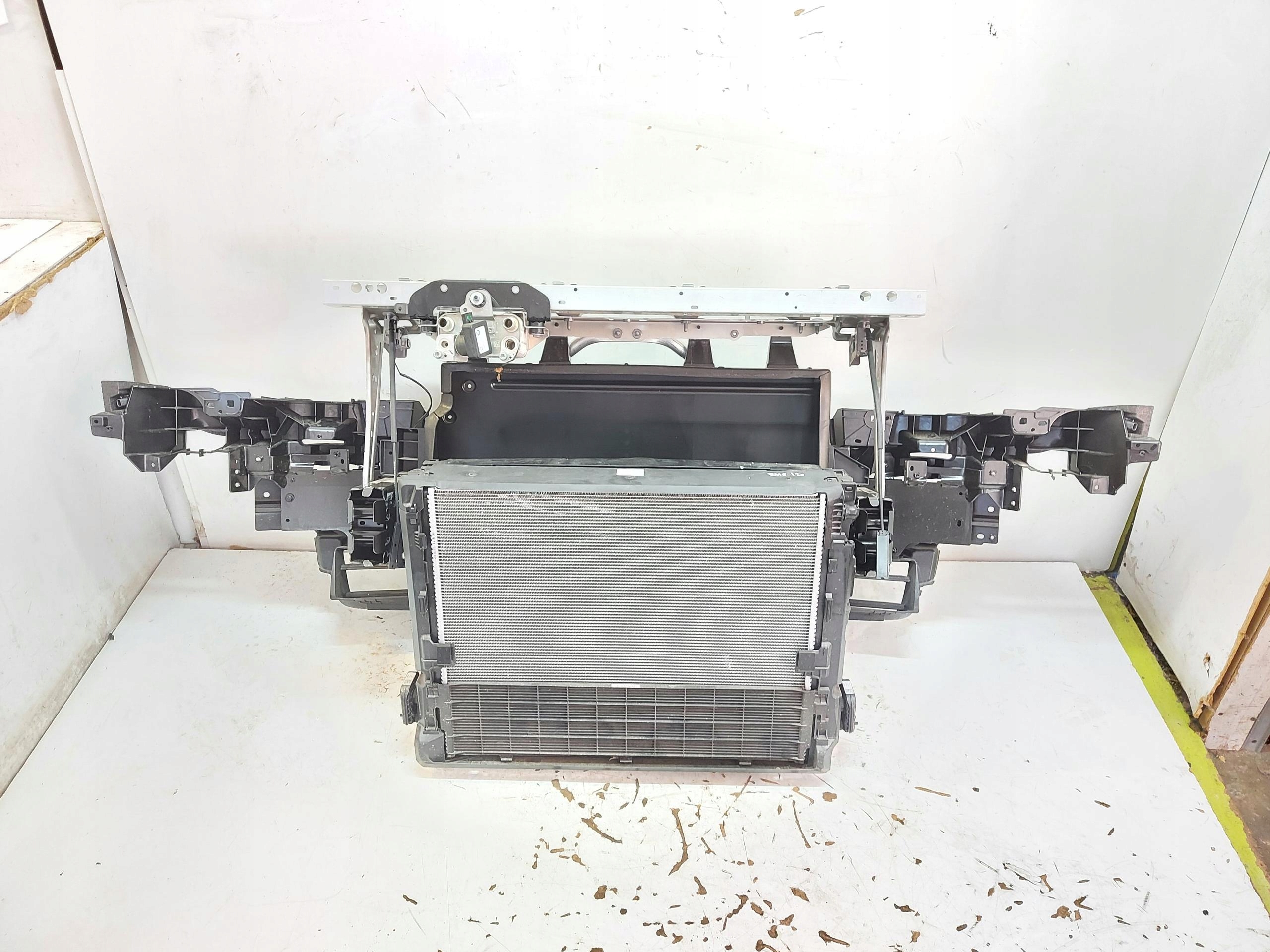 BMW iX i20 2023, Xdrive50, support panel for radiators radiator KOMPLET