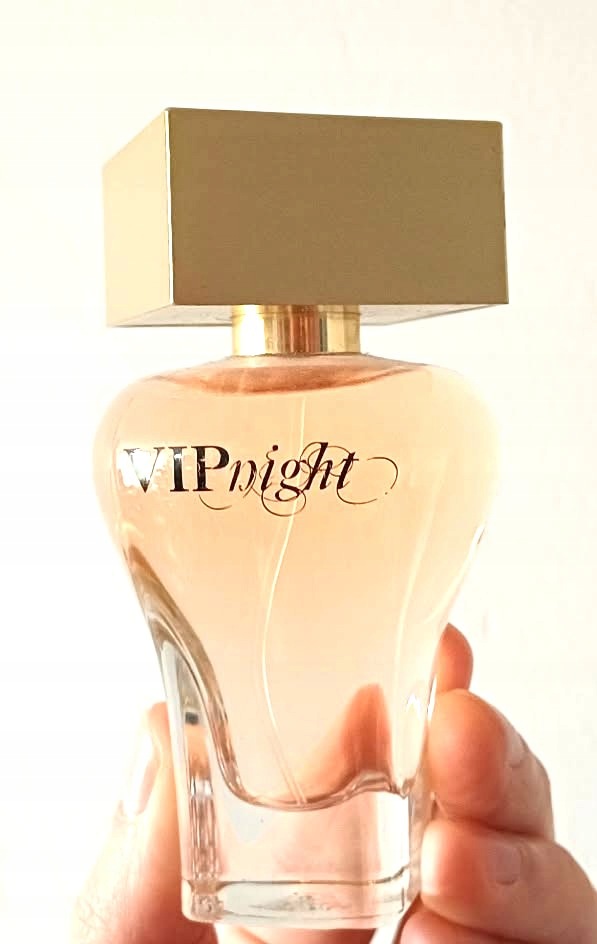 Woda perfumowana Vip Night Oriflame