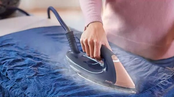 Generator pary Philips PerfectCare PSG9040/80 Waga produktu z opakowaniem jednostkowym 8.8 kg