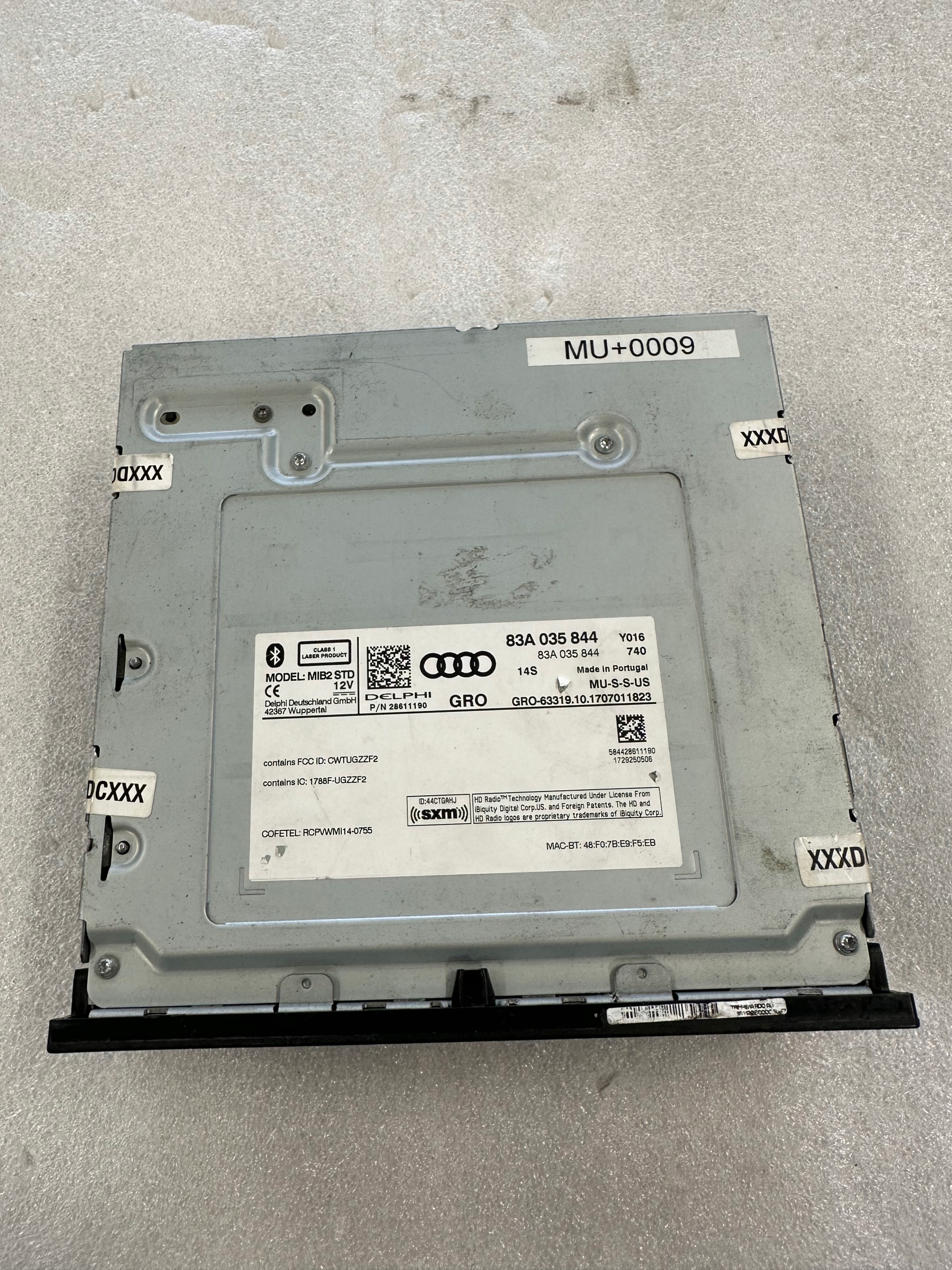 считыватель Audi Q3 83A035844