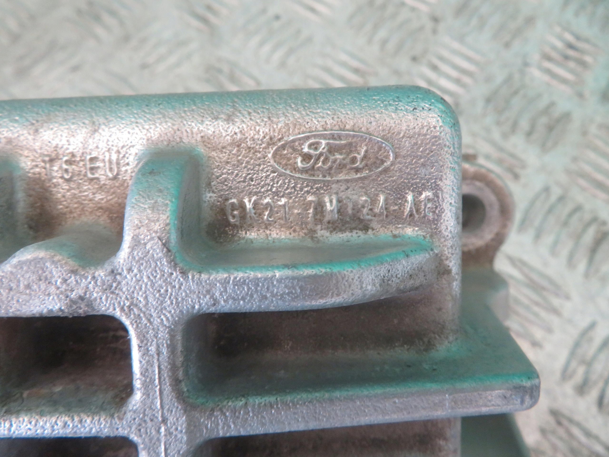 holder gearbox mount FORD TRANSIT CUSTOM 19R GK21-7M124-AE