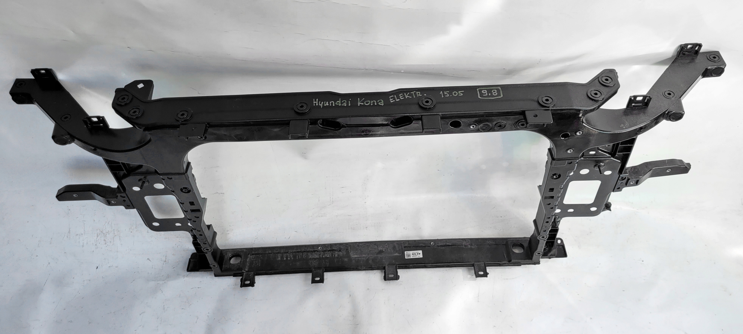 PAS PRZEDNI HYUNDAI KONA ELEKTRYK 2017-