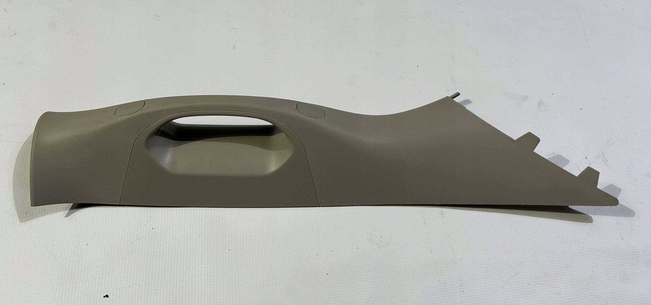 side cover panel slupka A right right Dodge RAM 1500 2009