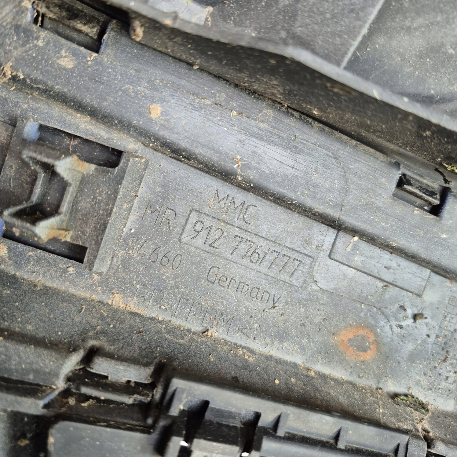 MITSUBISHI SPACE STAR and 1 LIFT 02-05 bumper front front