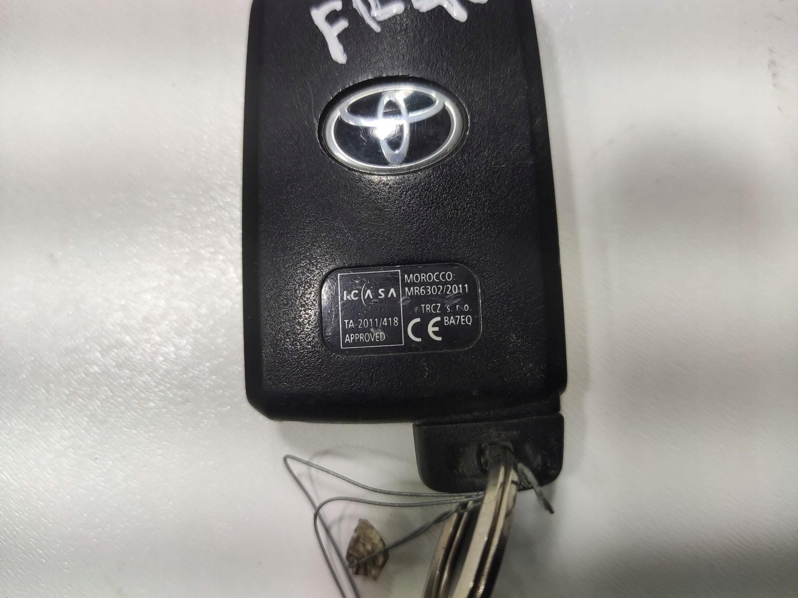 klíček PILOT obal TOYOTA AURIS II E18 2012-2015 SMART KEY