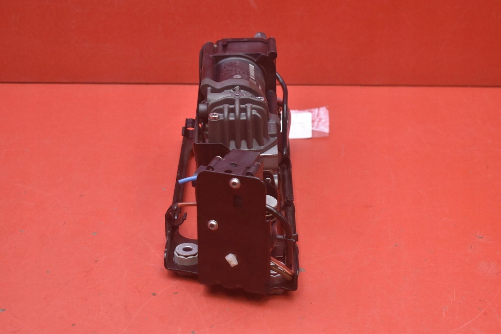 pump compressor; springing 6789450 BMW F01 F02 4.4 V8 407 KM 08-12