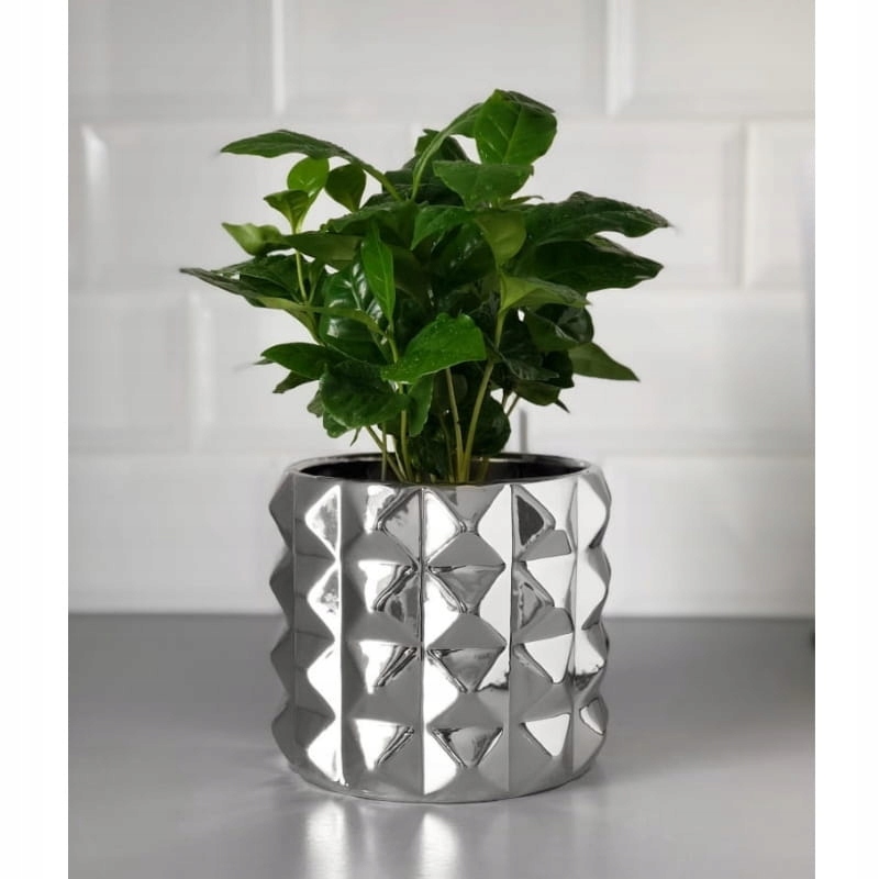 Srebrna osłonka doniczka walec geometryczna kolce Rodzaj osłonka