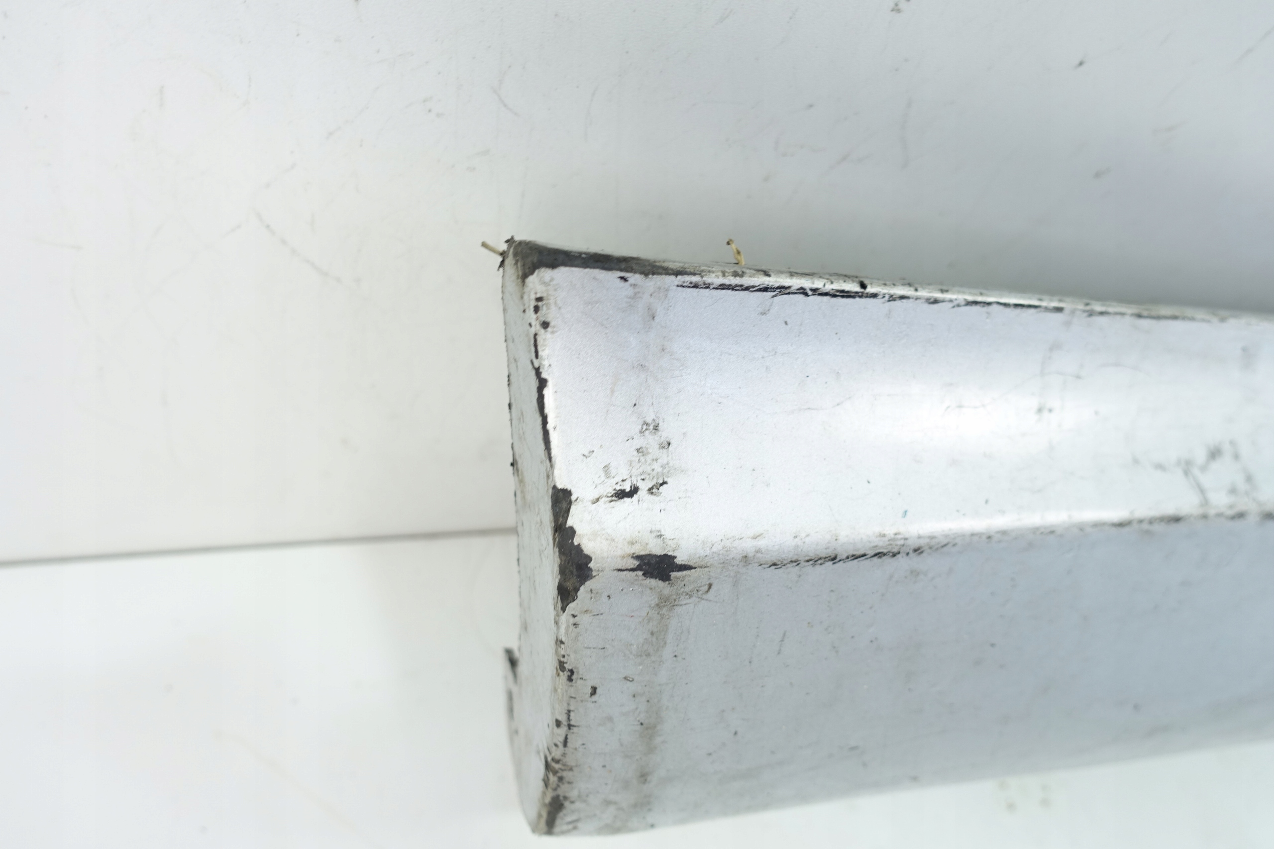 moulding cap threshold right MERCEDES 203 C COUPE