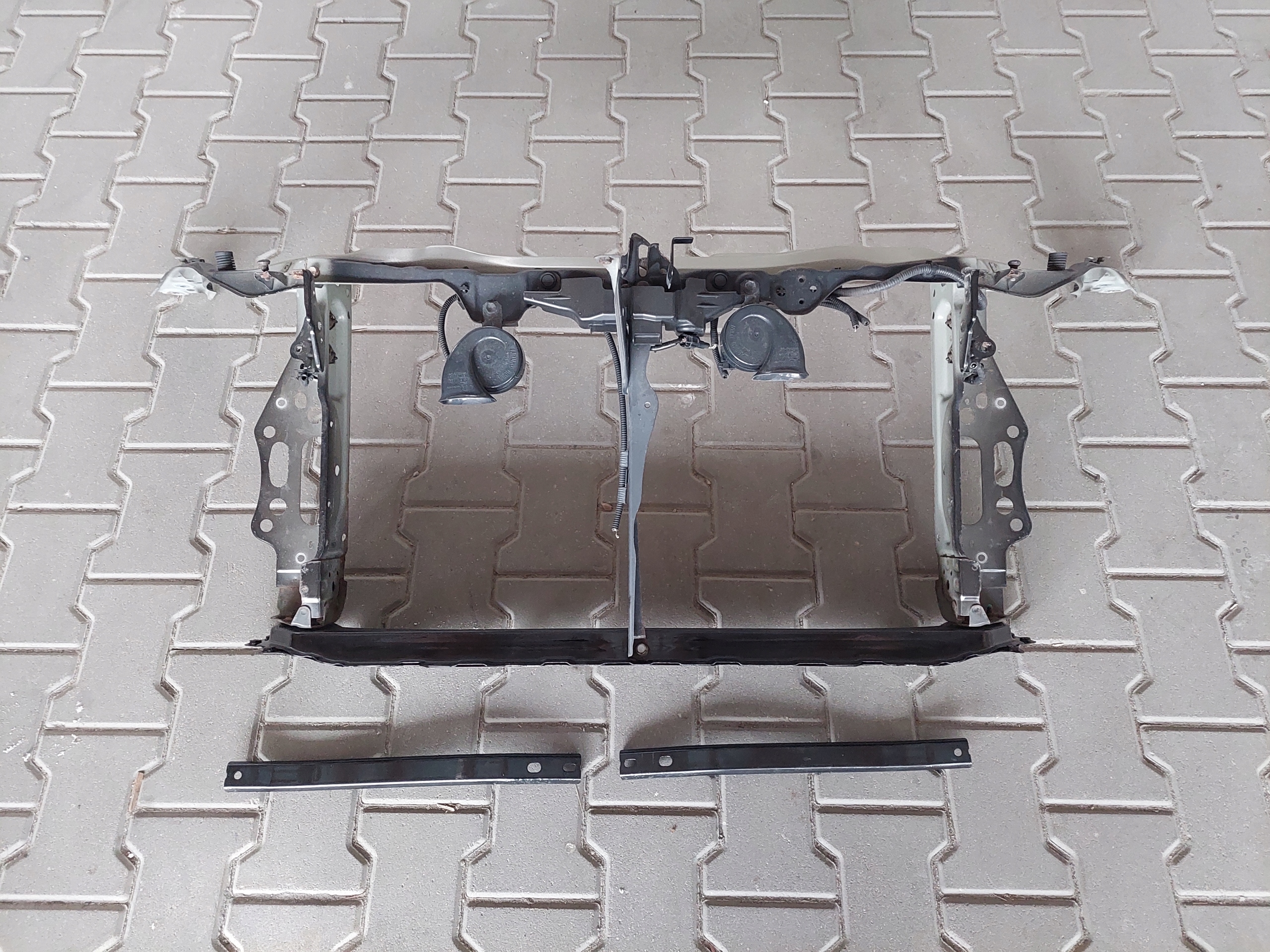 front body wall front pillar front OKULAR LEXUS IS III 300 H IS300H 250