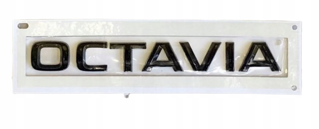 Nálepka na zadnú klapku Octavia čierna Skoda Octavia IV 2020-