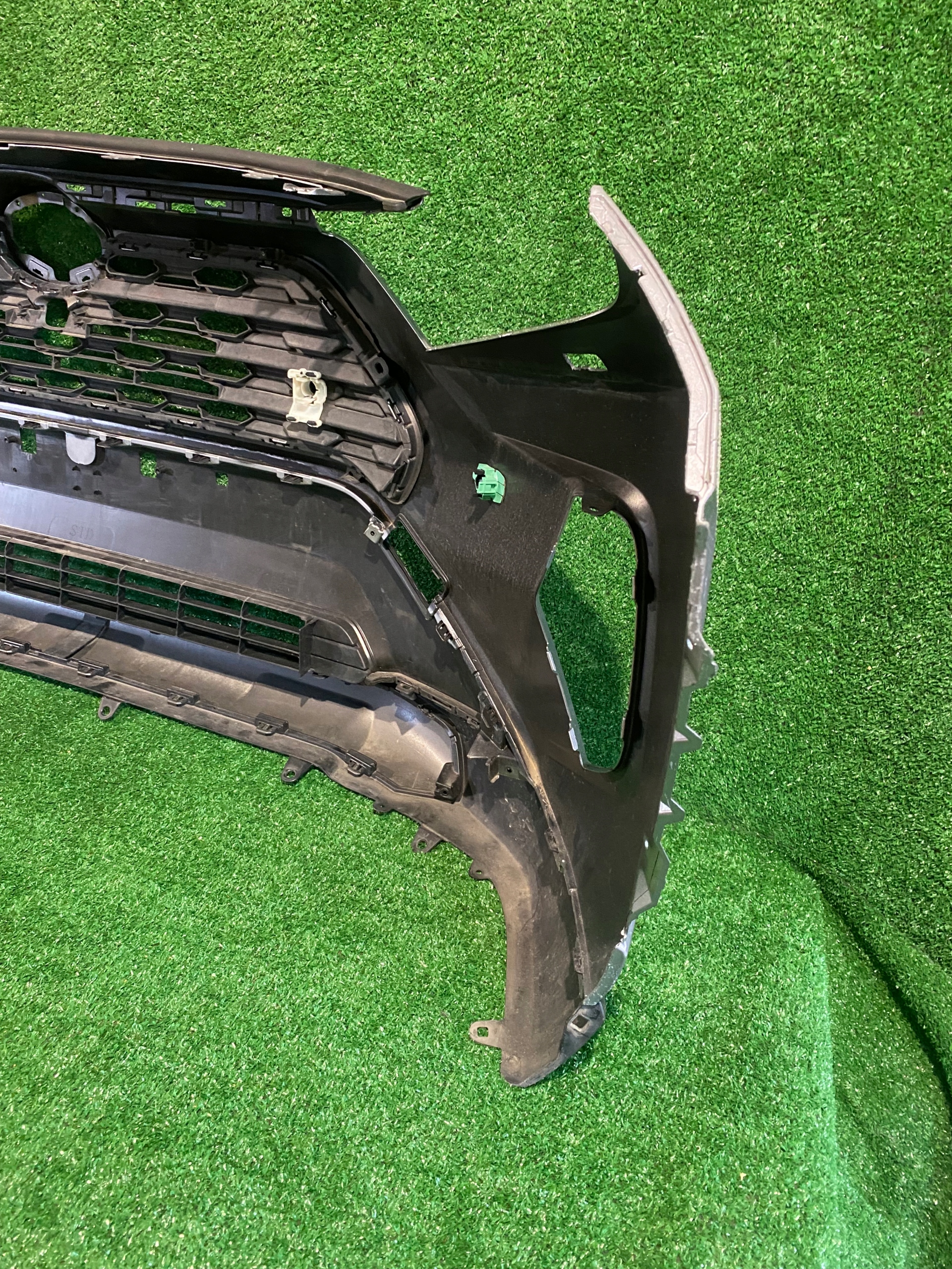 Frontstoßstange TOYOTA RAV4 V nr.444