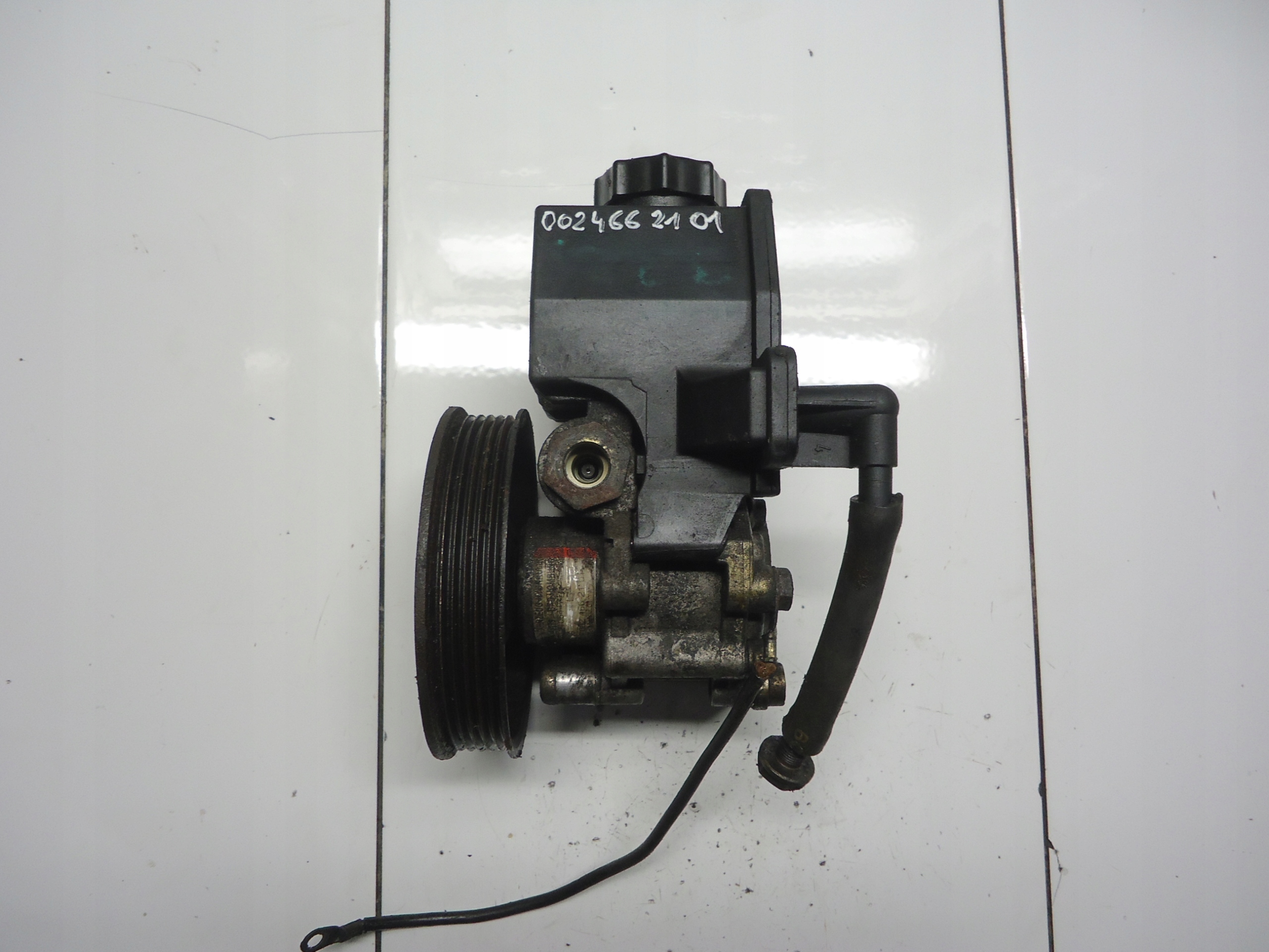 MERCEDES 2.2 Pompa servosterzo 0024662101