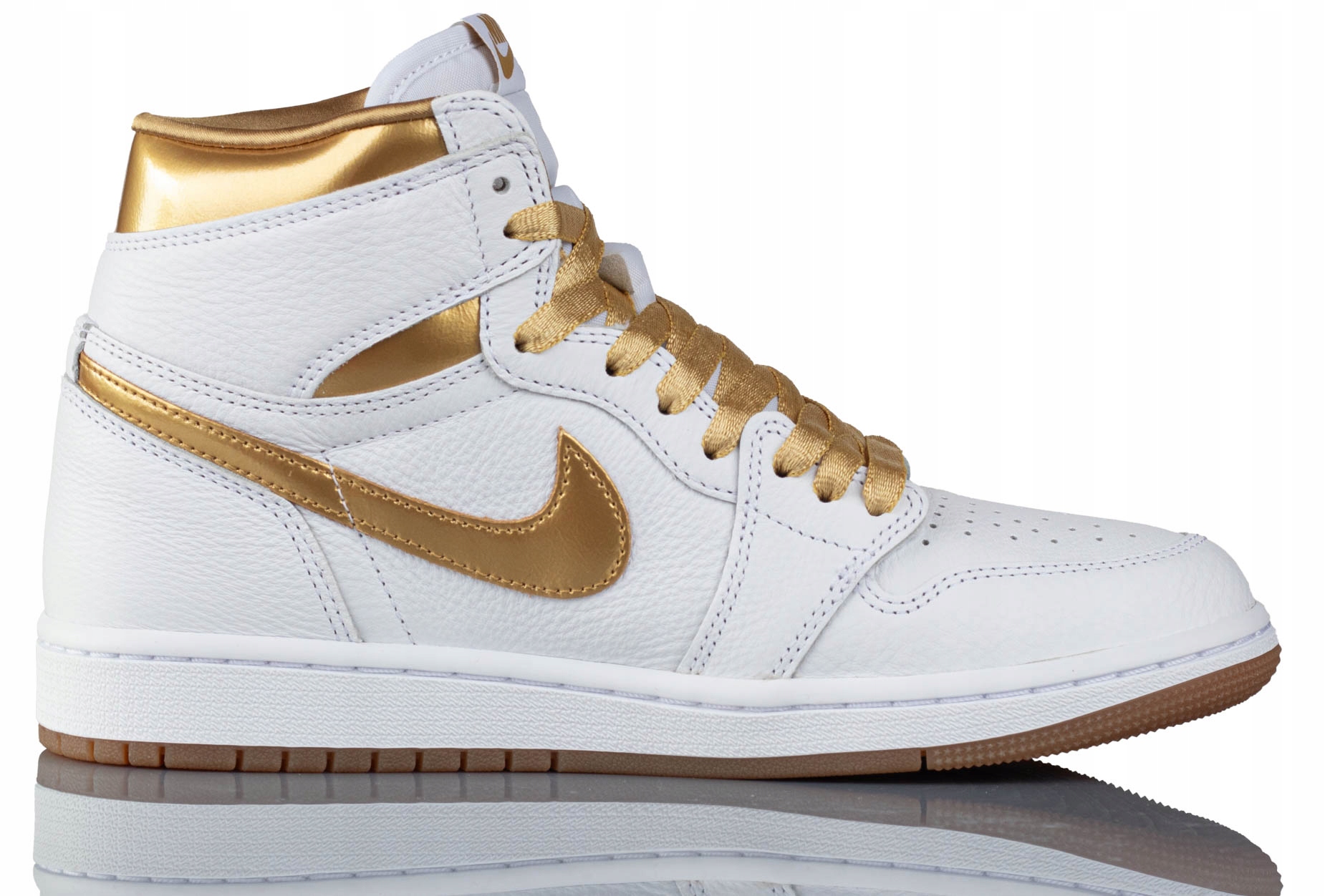 Dámské bílé boty Air Jordan 1 Retro High vel. 44,5