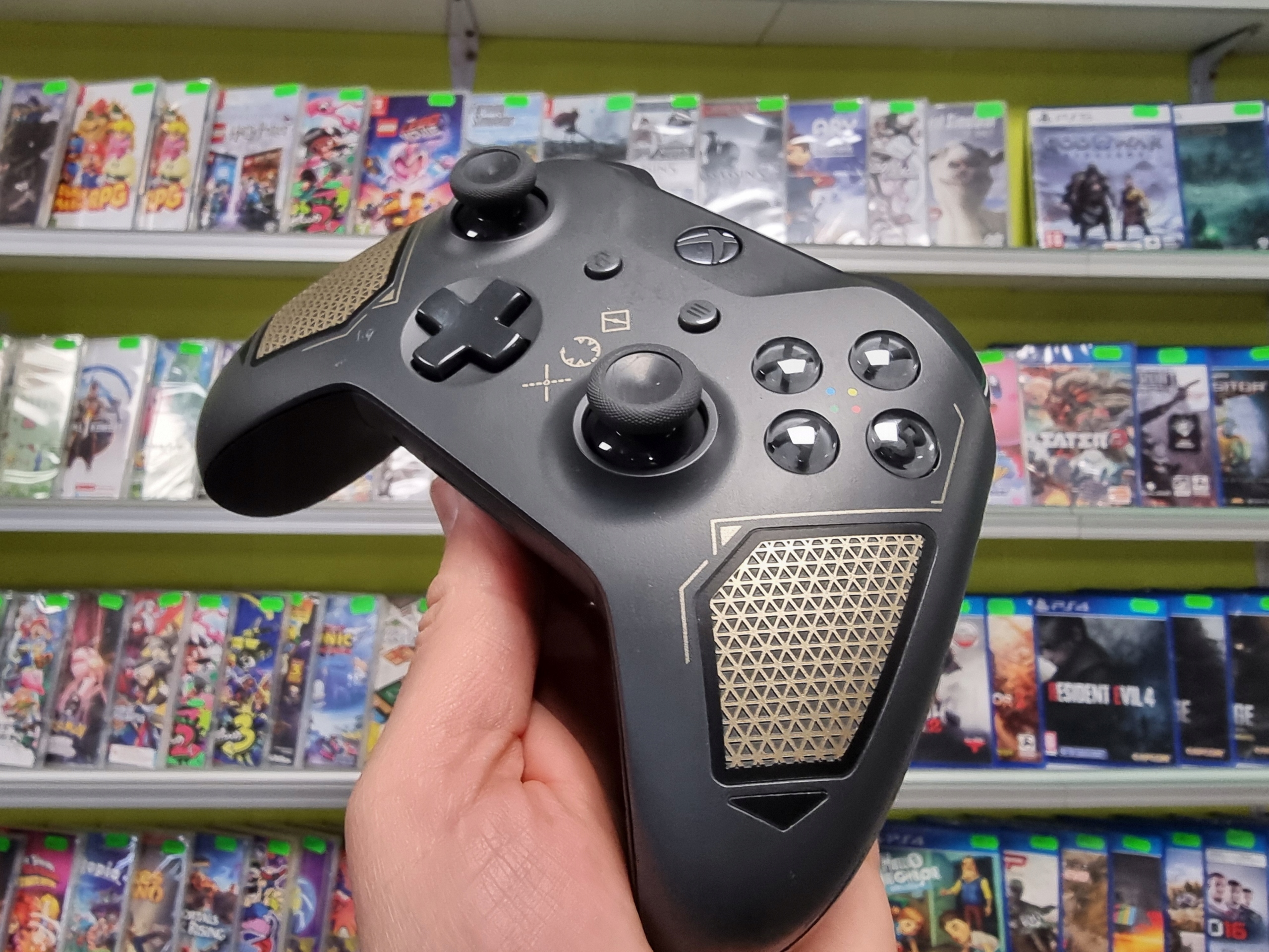 104. PAD KONTROLER XBOX ONE SERIES S X PC RECON TECH GUMOWANE GRIPY ORYG. Kod producenta WL3-00082