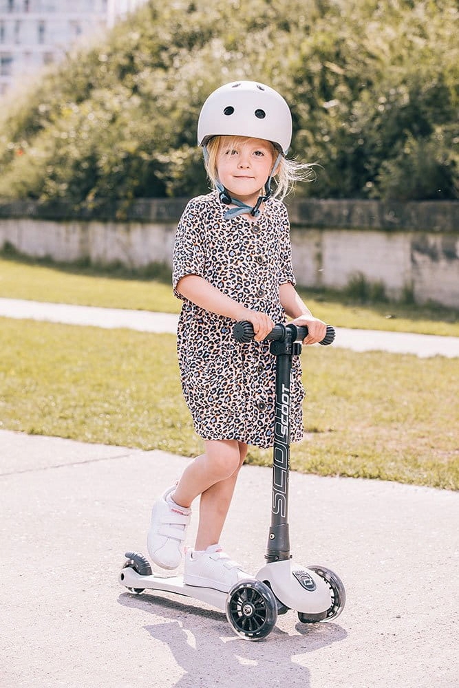 ZESTAW SCOOTANDRIDE ASH HULAJNOGA Highwaykick 3 + KASK z LED S-M 3L+ Kolor Biały