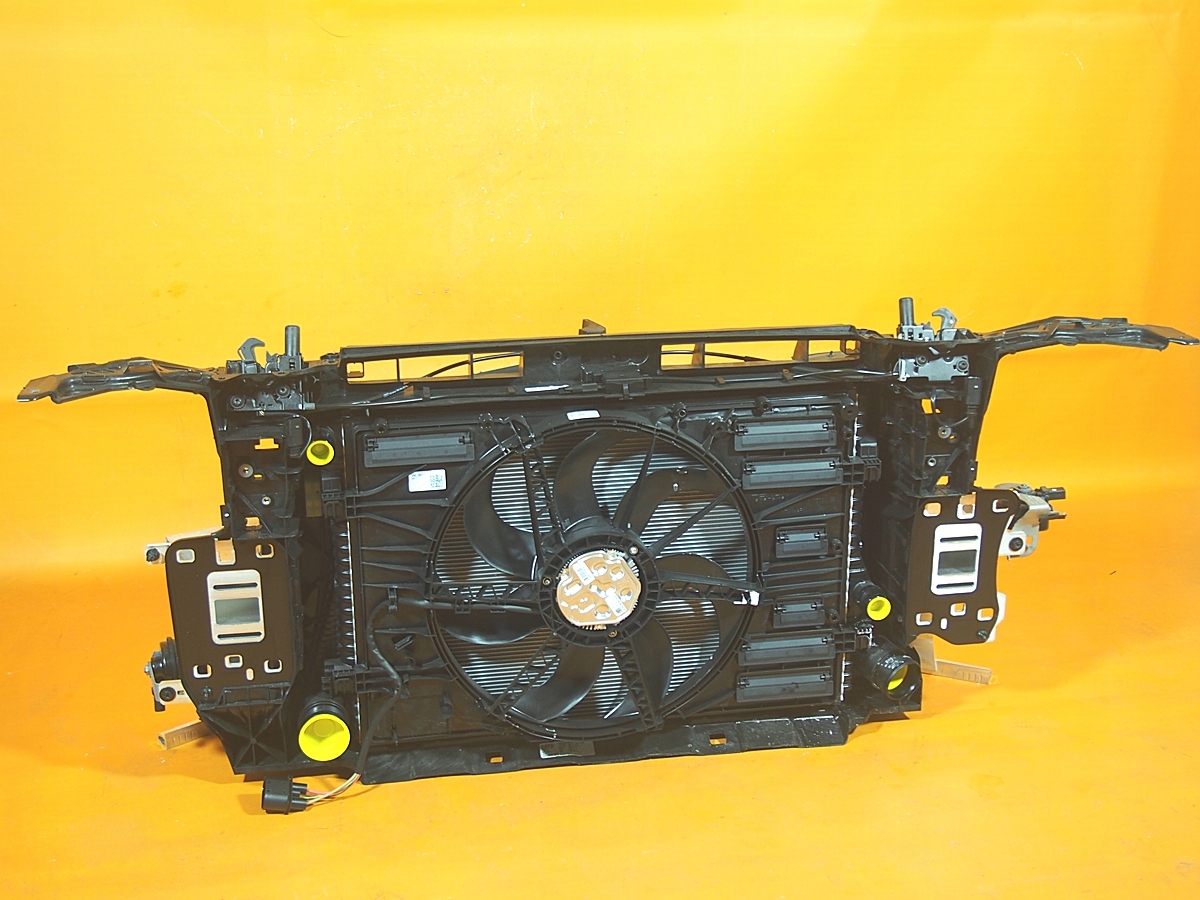 Audi Q3 83F 83A SB 18KM 40 TFSI Pas Przedni Chłodnice KOMPLET Jakość części (zgodnie z GVO) O - oryginał z logo producenta pojazdu (OE)