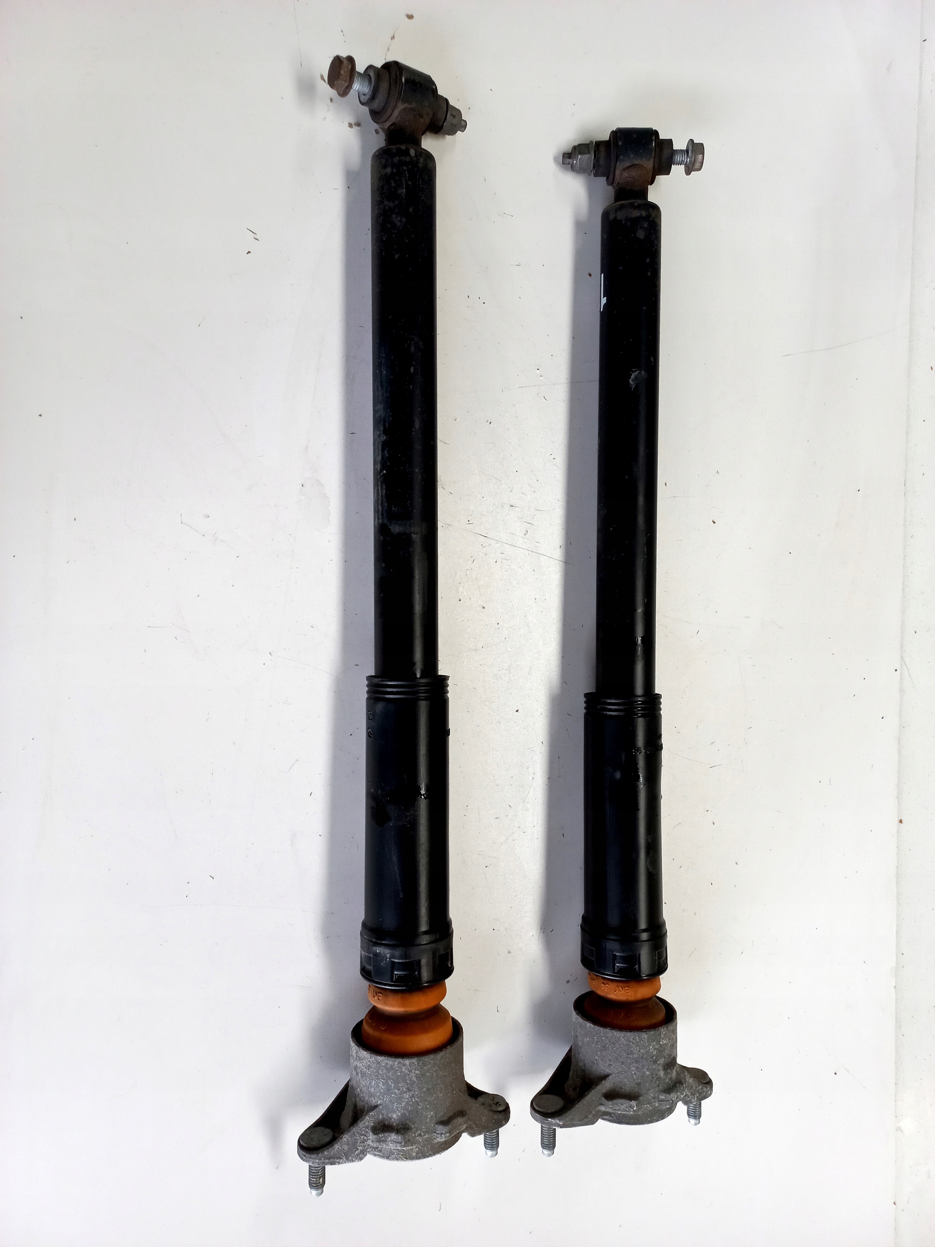 AMORTYZATOR TYŁ MERCEDES CLA W117