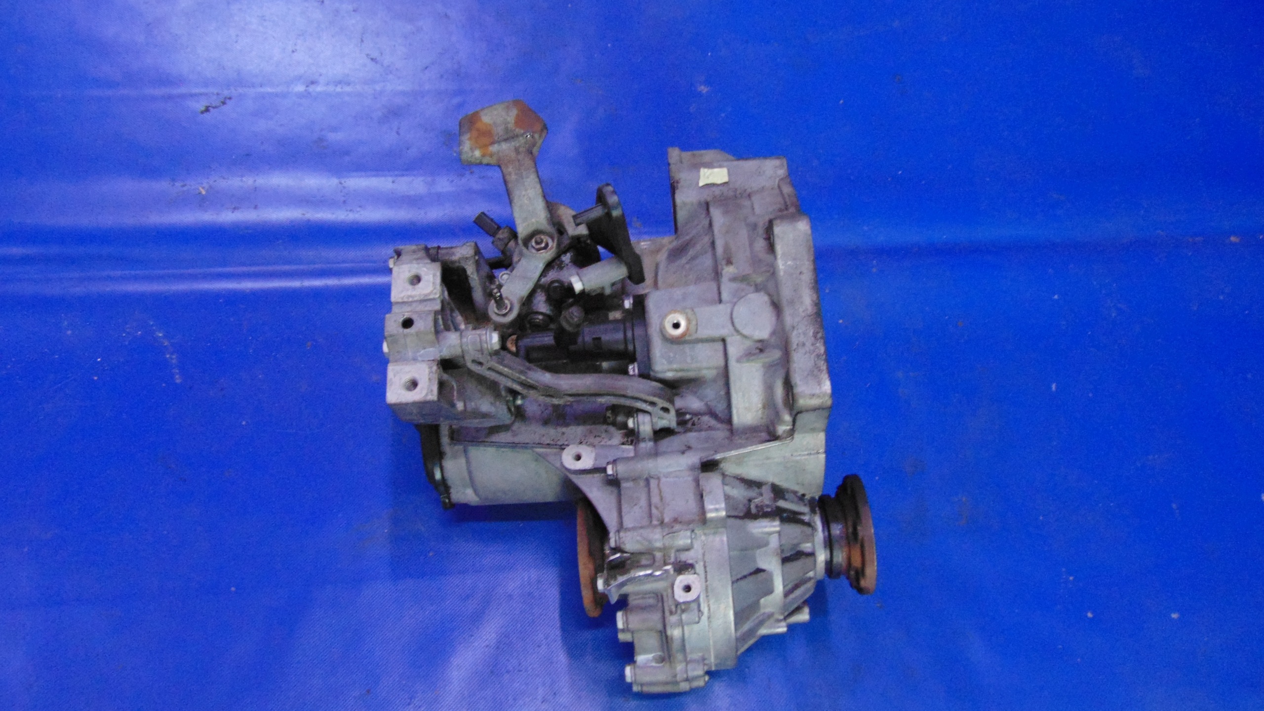 getriebe 1.6TDI oder LVB VW TIGUAN und 5N PASSAT B7 GOLF VI 08-12 jahr
