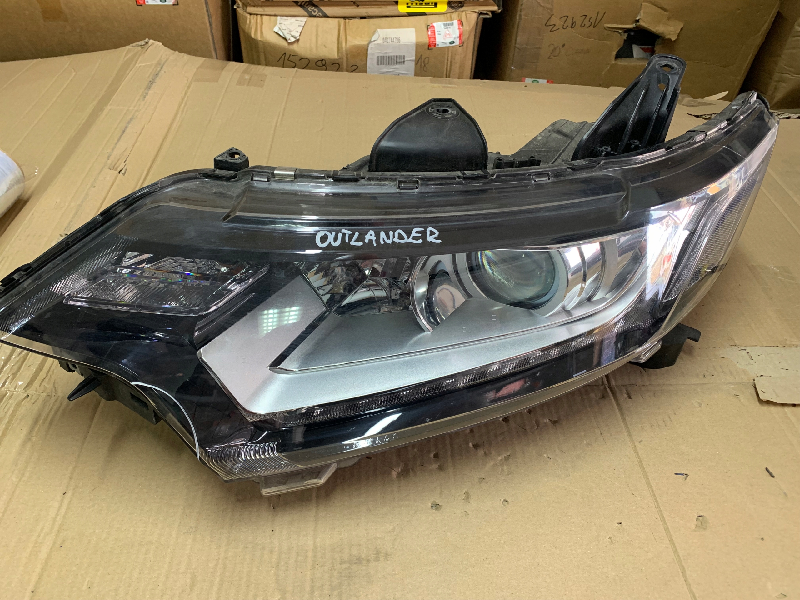Frontscheinwerfer Mitsubishi Outlander CU0W LED Links Scheinwerfer Headlight - Thumbnail 1