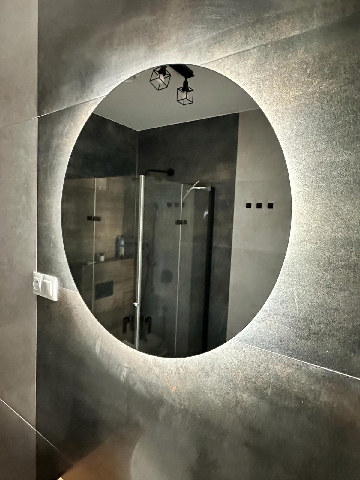 LUSTRO LED COB 480/1m fi 70 cm OKRĄGŁE NA RUCH Z WŁĄCZNIKIEM SENSORYCZNYM Szerokość 700 mm