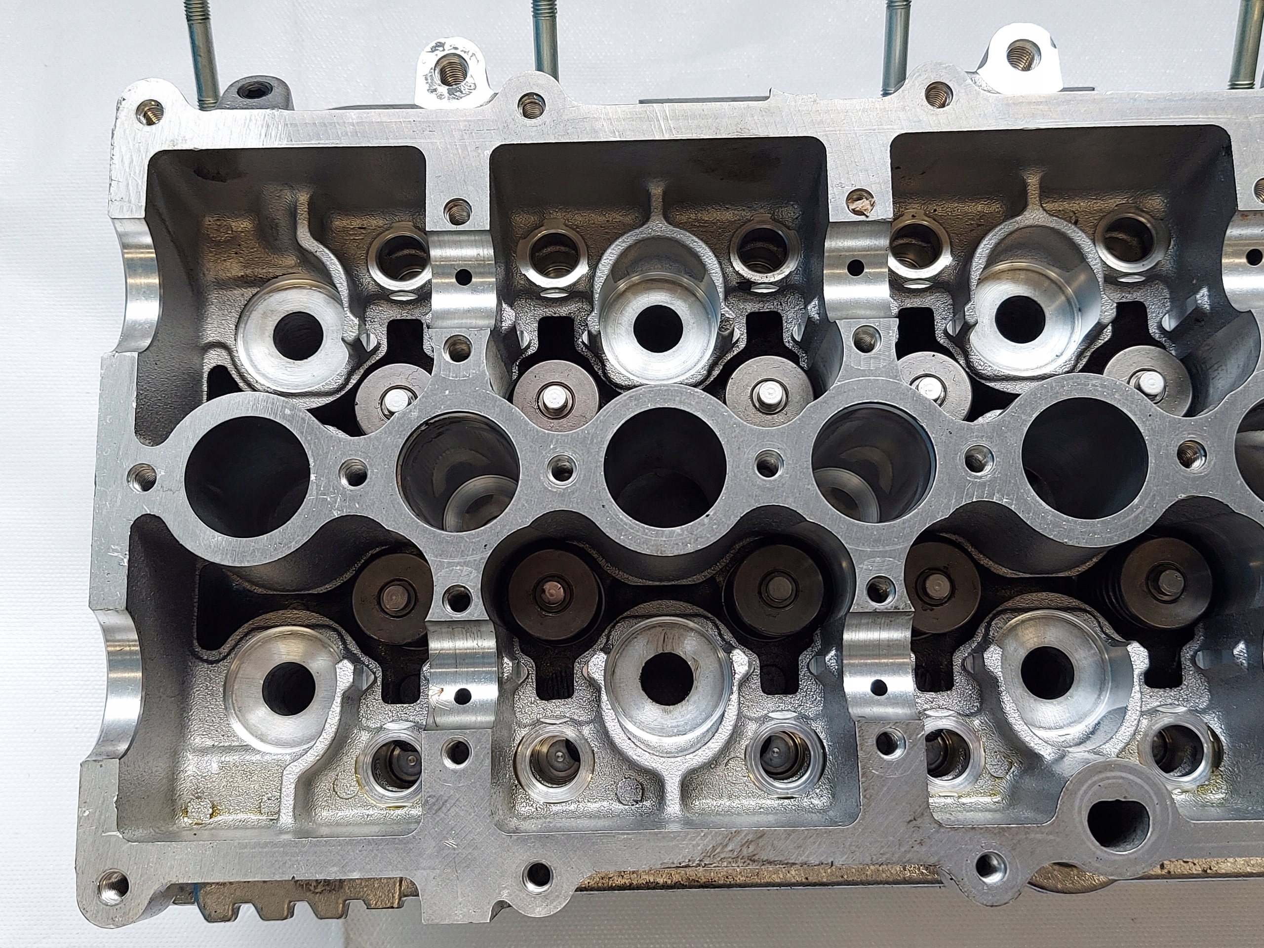 head. BMW X3 M47T 2.0 TD 778587606