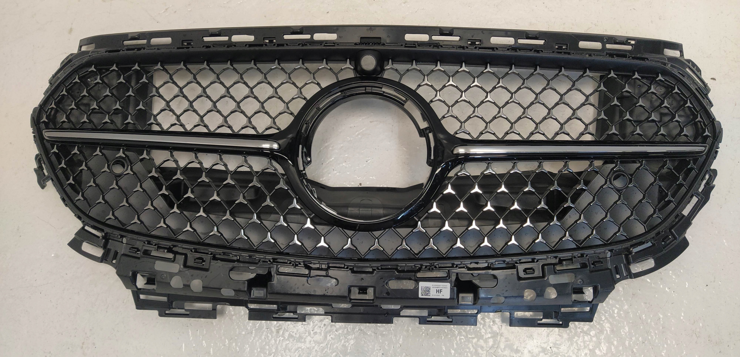 MERCEDES KLASA E (W214) E ATRAPA ZDERZAKA PRZÓD KAMERA GRILL Numer katalogowy części A2938884100