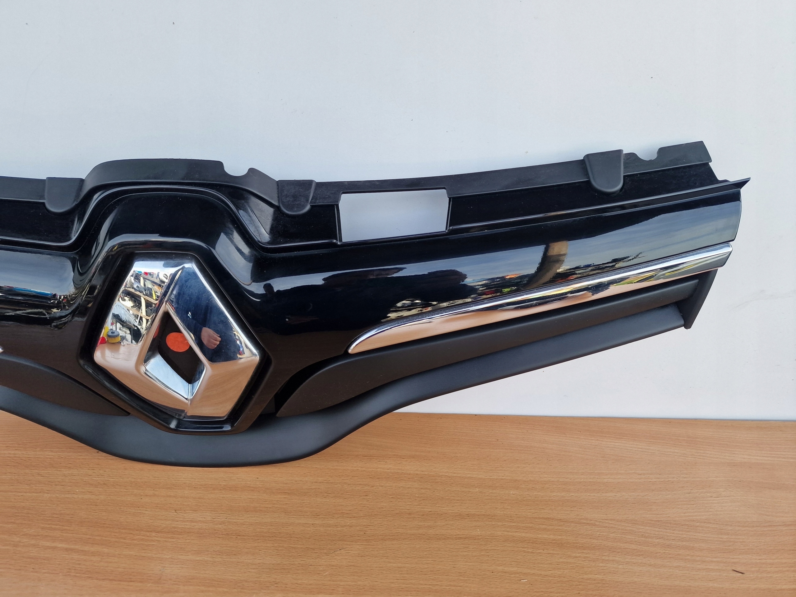 RENAULT KANGOO 2 II PO LIFCIE maska CHROMY