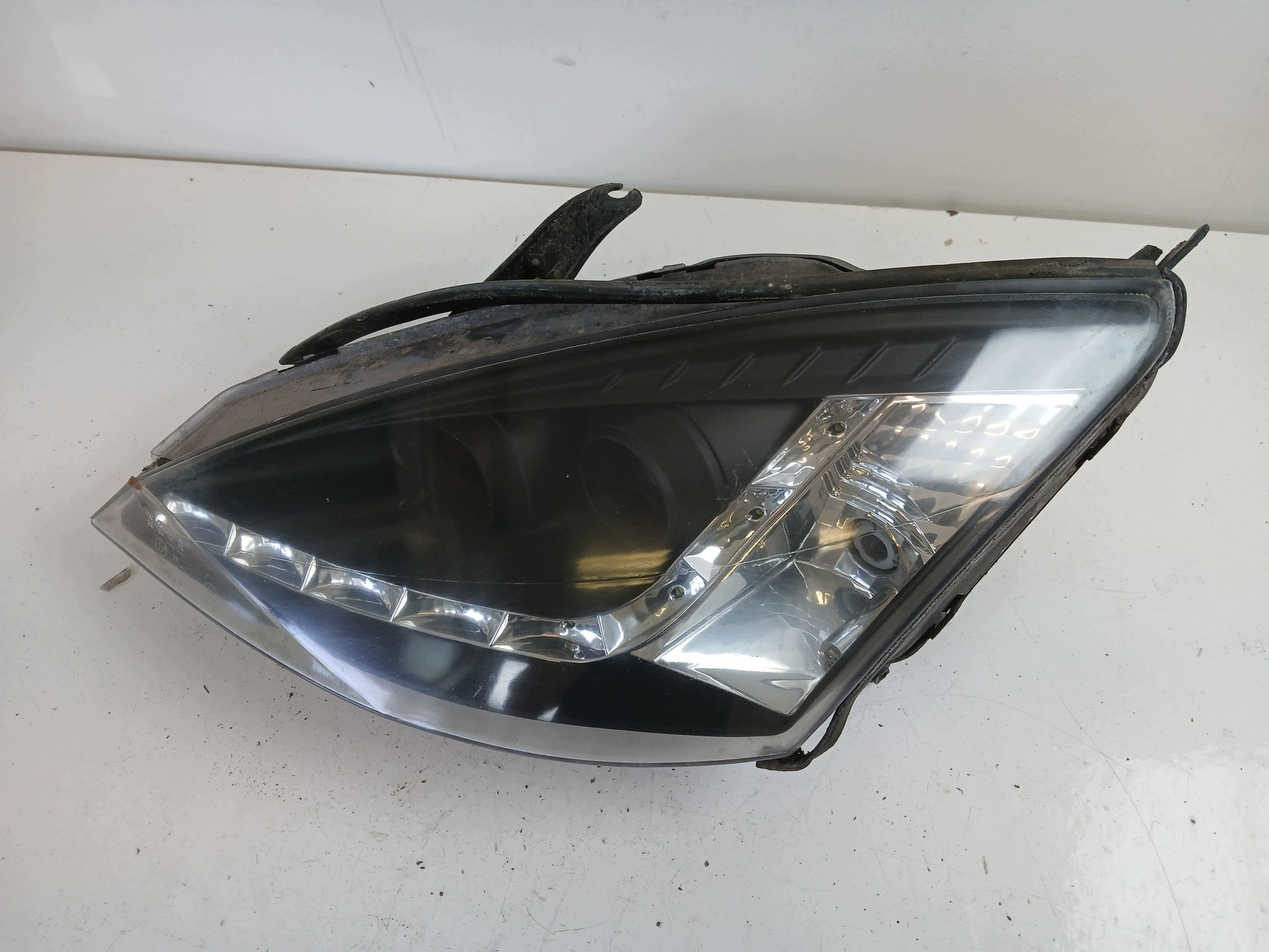 FORD FOCUS MK1 LIFT light left front lens LED DZIENNE