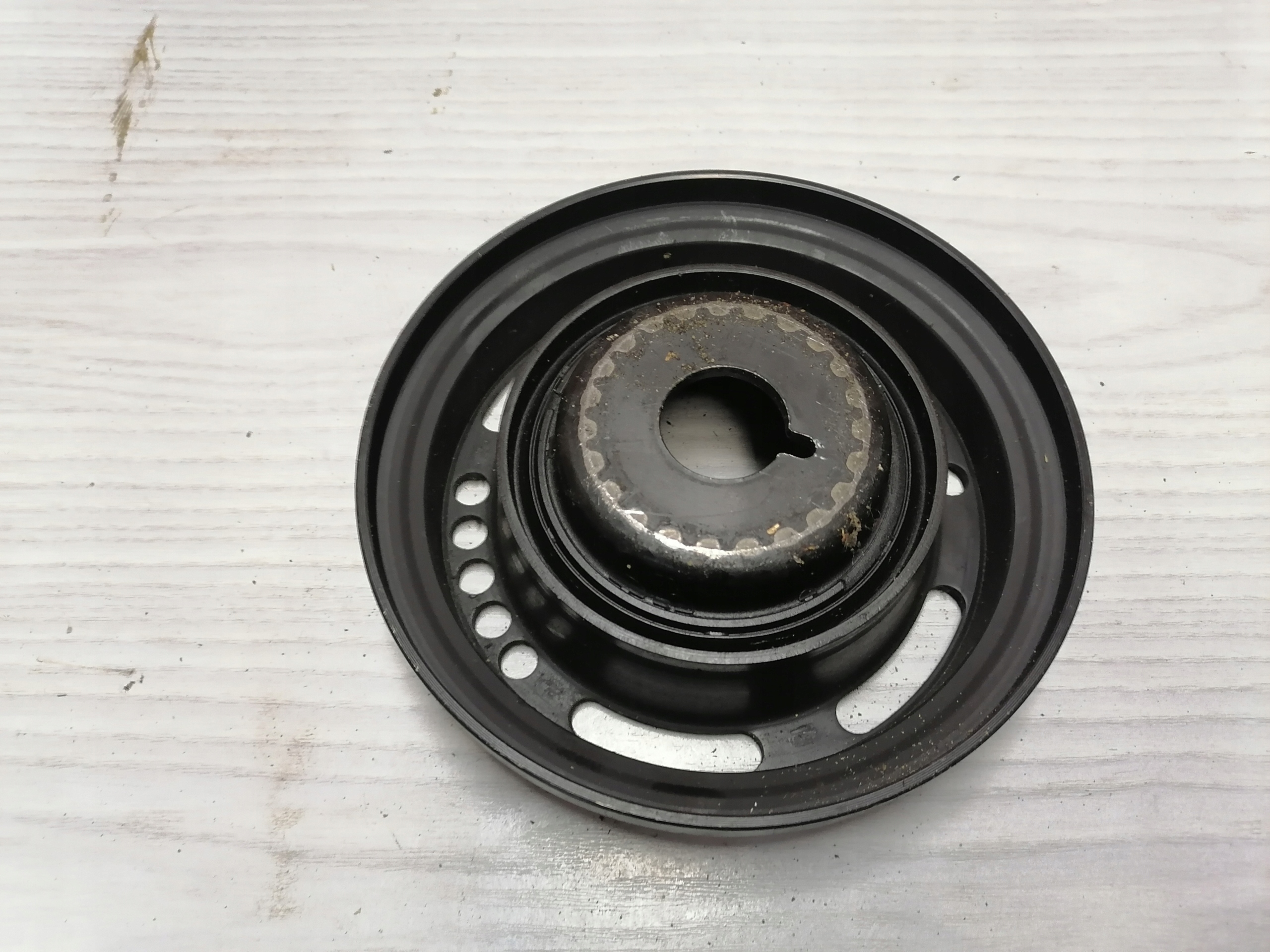 pulley ASTRA H 1.8 B Z18XER 55559326