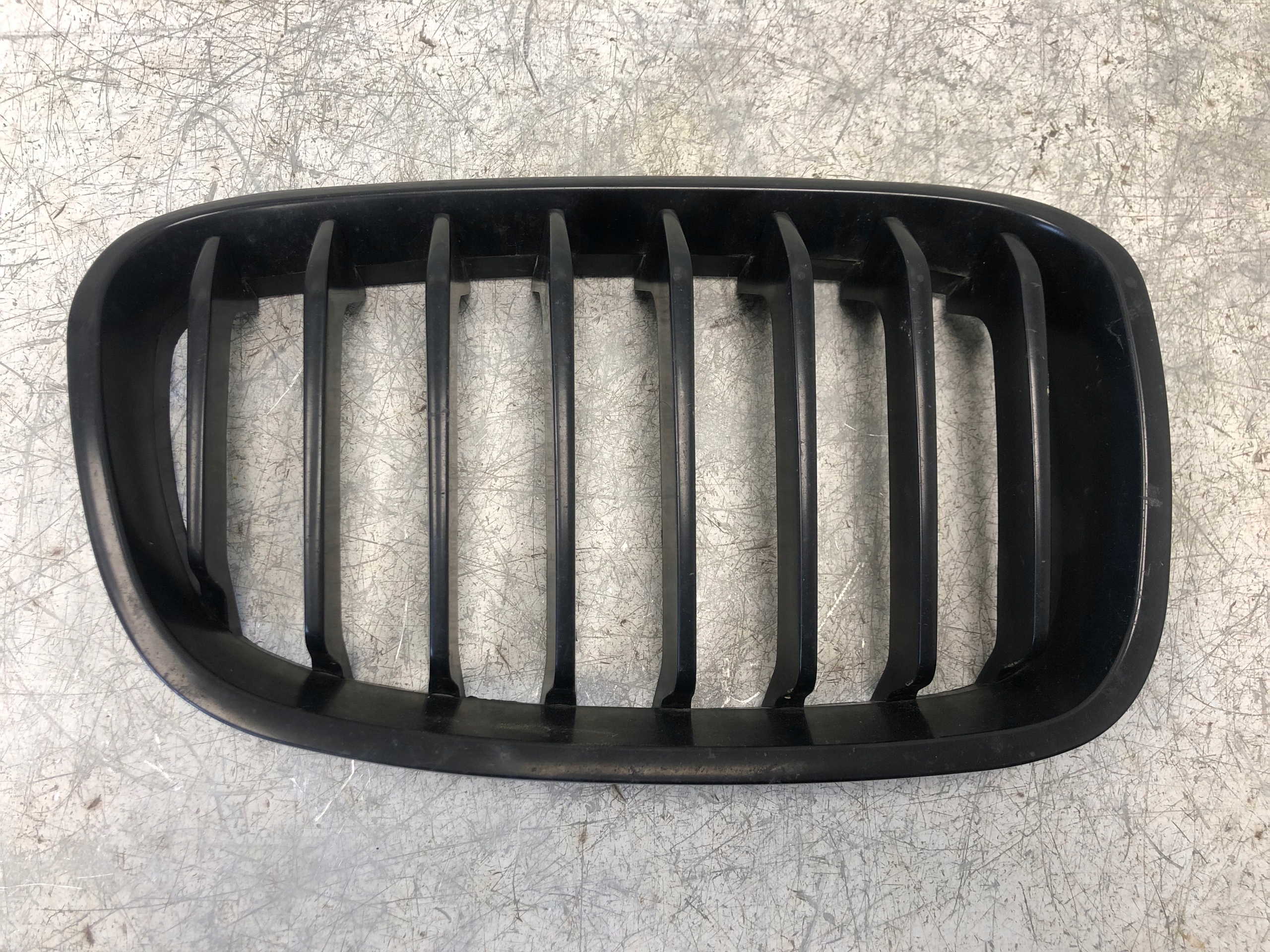 grid grill right black BMW F20
