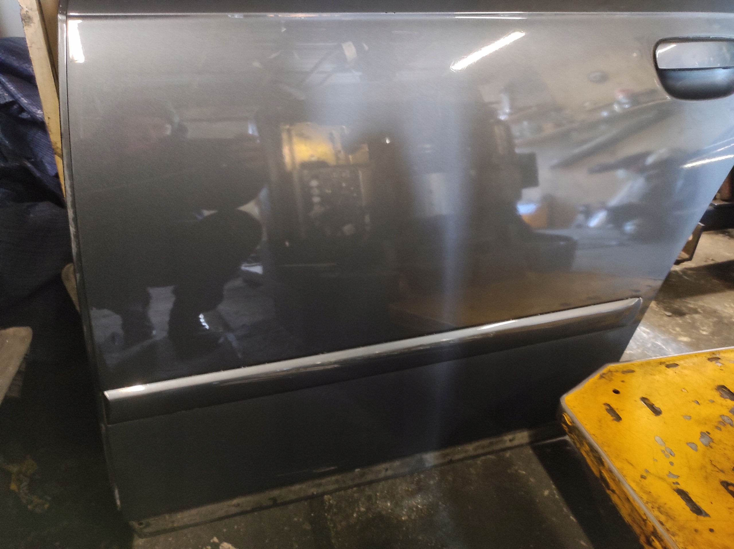 lx7z door audi a4 b7 left rear part left rear.