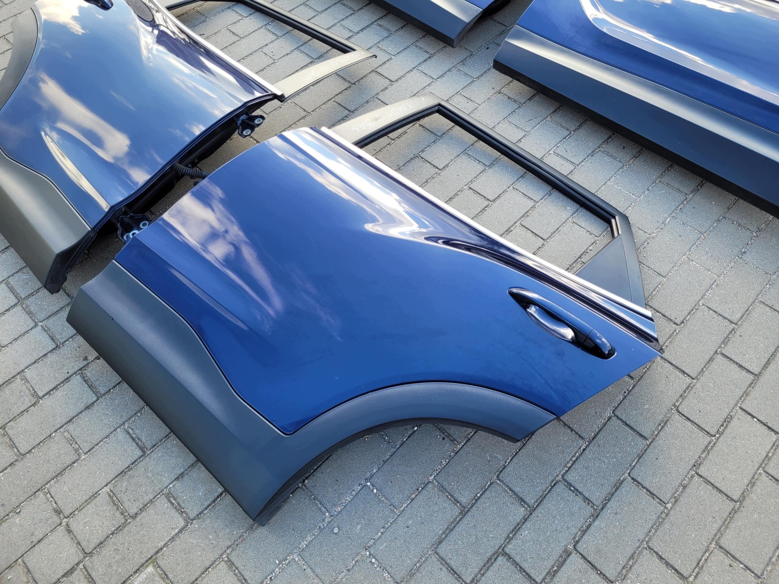 door rear part left rear. left complete BAS SSANGYONG KORANDO IV 4 C300