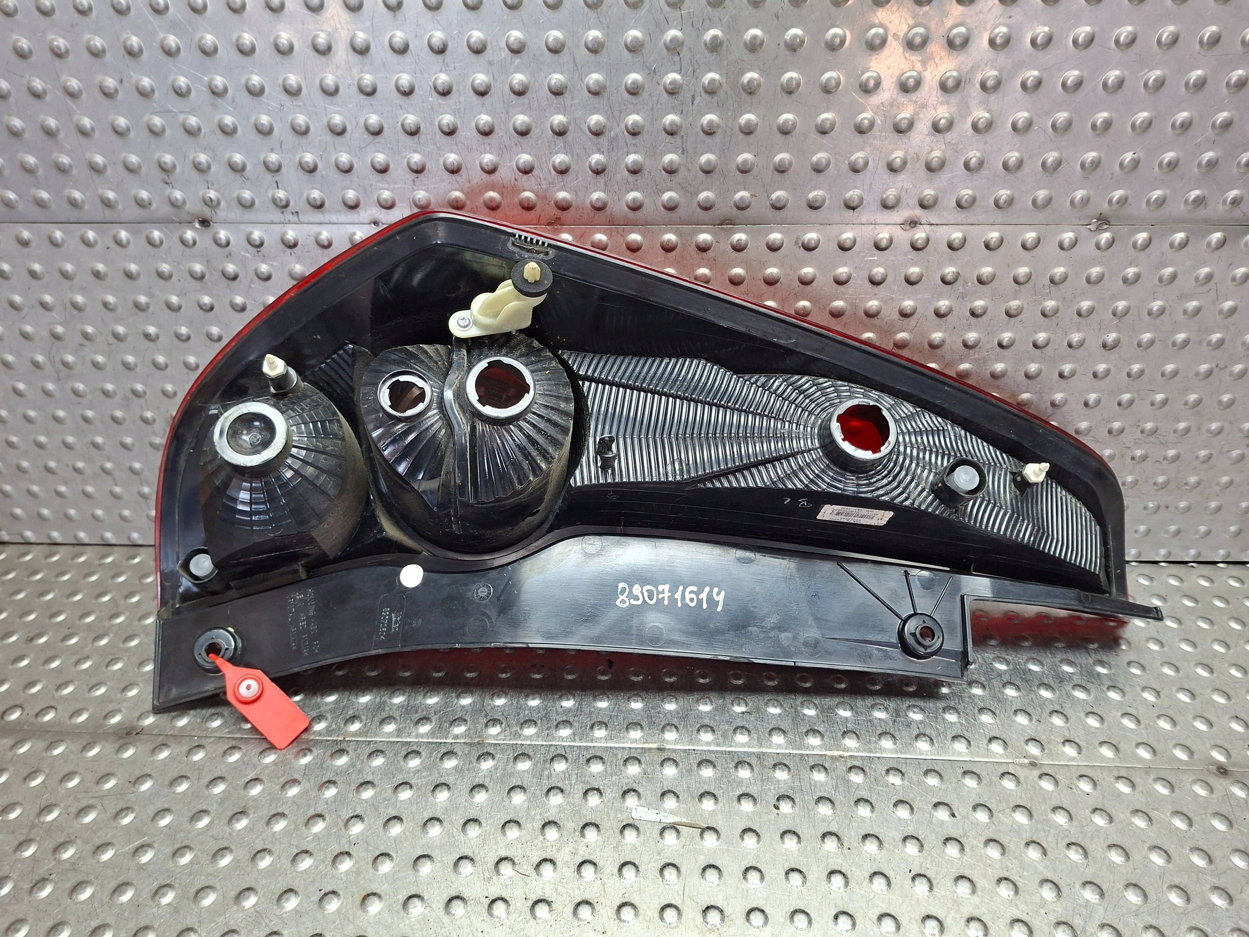 light right rear part 89071609 OPEL AGILA B 2008