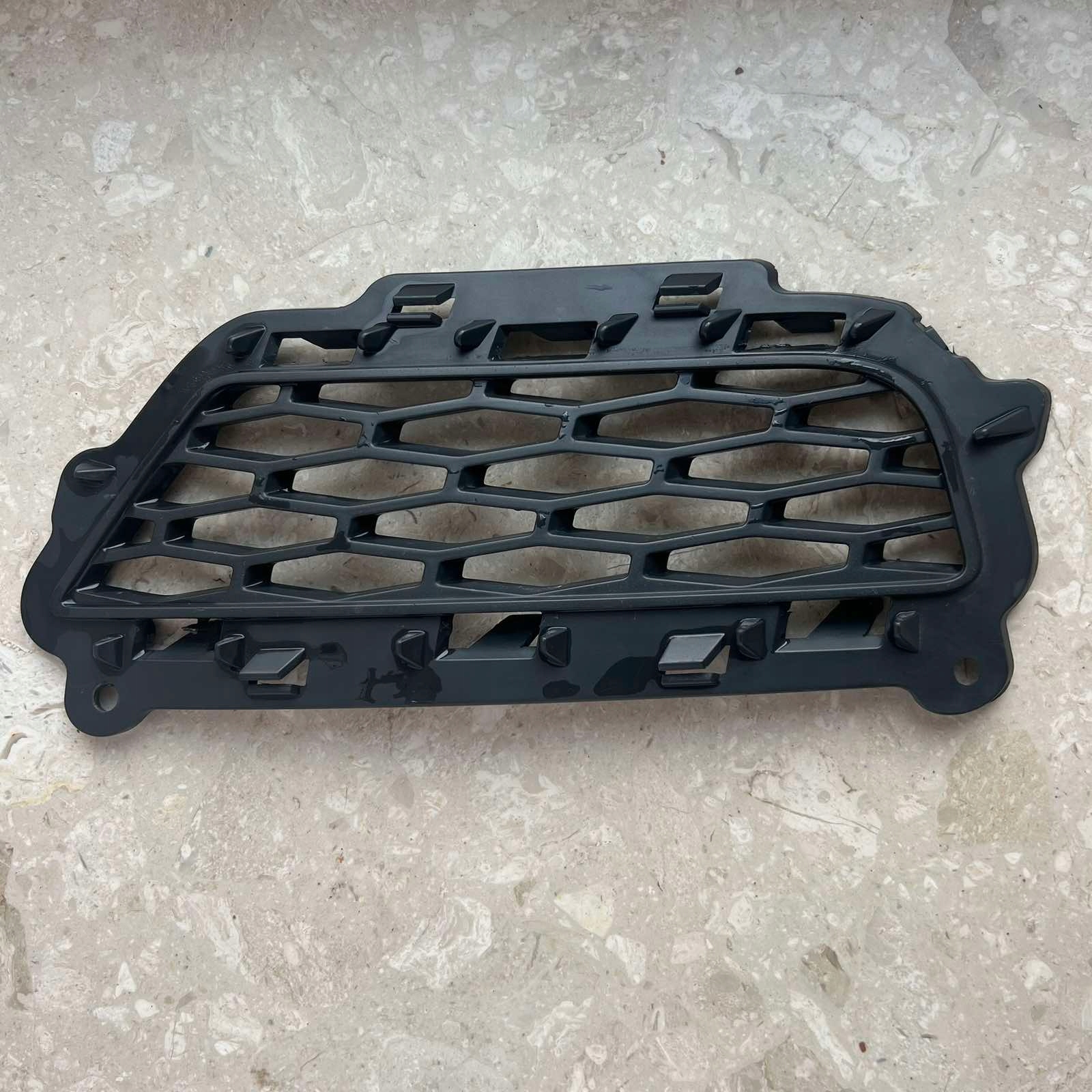 Land Rover Range Rover Evoque LIFT grid lower front GJ32-15A298-D
