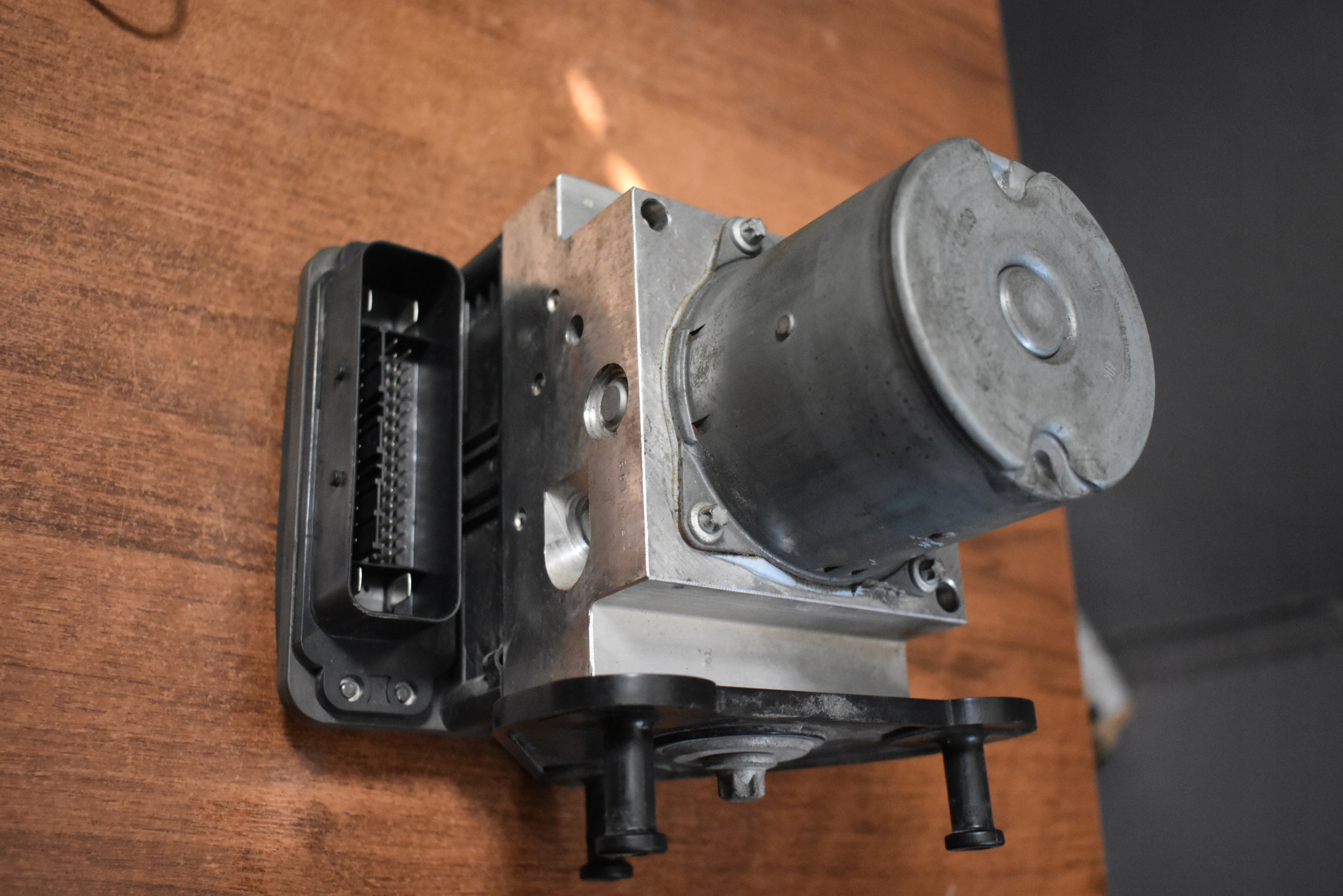 IDEALNY control unit pump ABS MERCEDES G W463 1