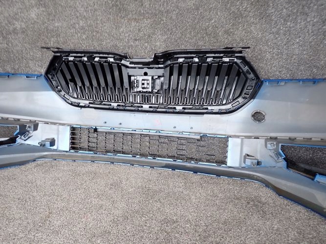 SKODA FABIA IV FRONTSTOSSSTANGE VORNE AIR LUFT