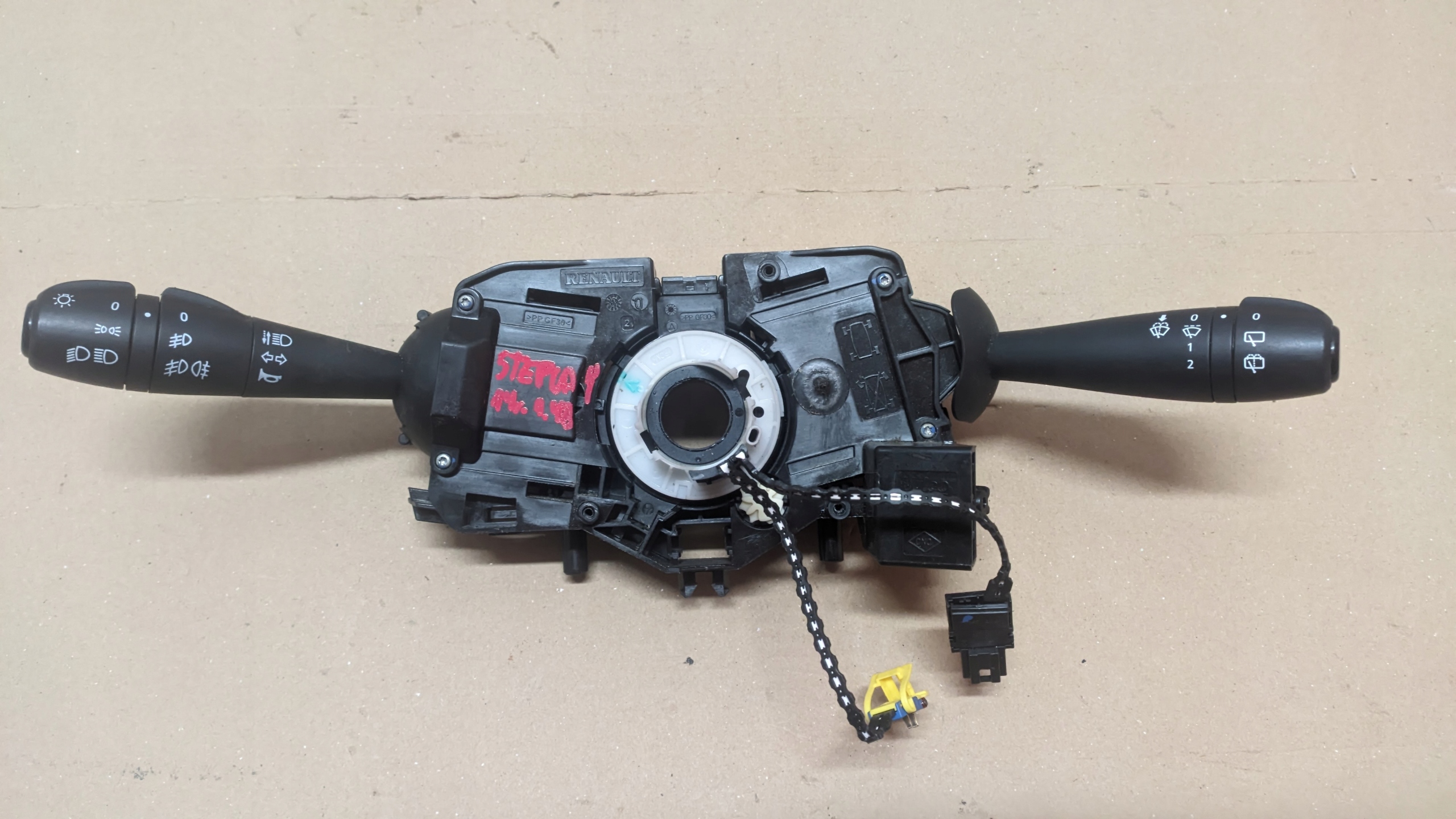 DACIA SANDERO II STEPWAY 13R DEVIO LUCI TERGICRISTALLO TERGI 681726046R