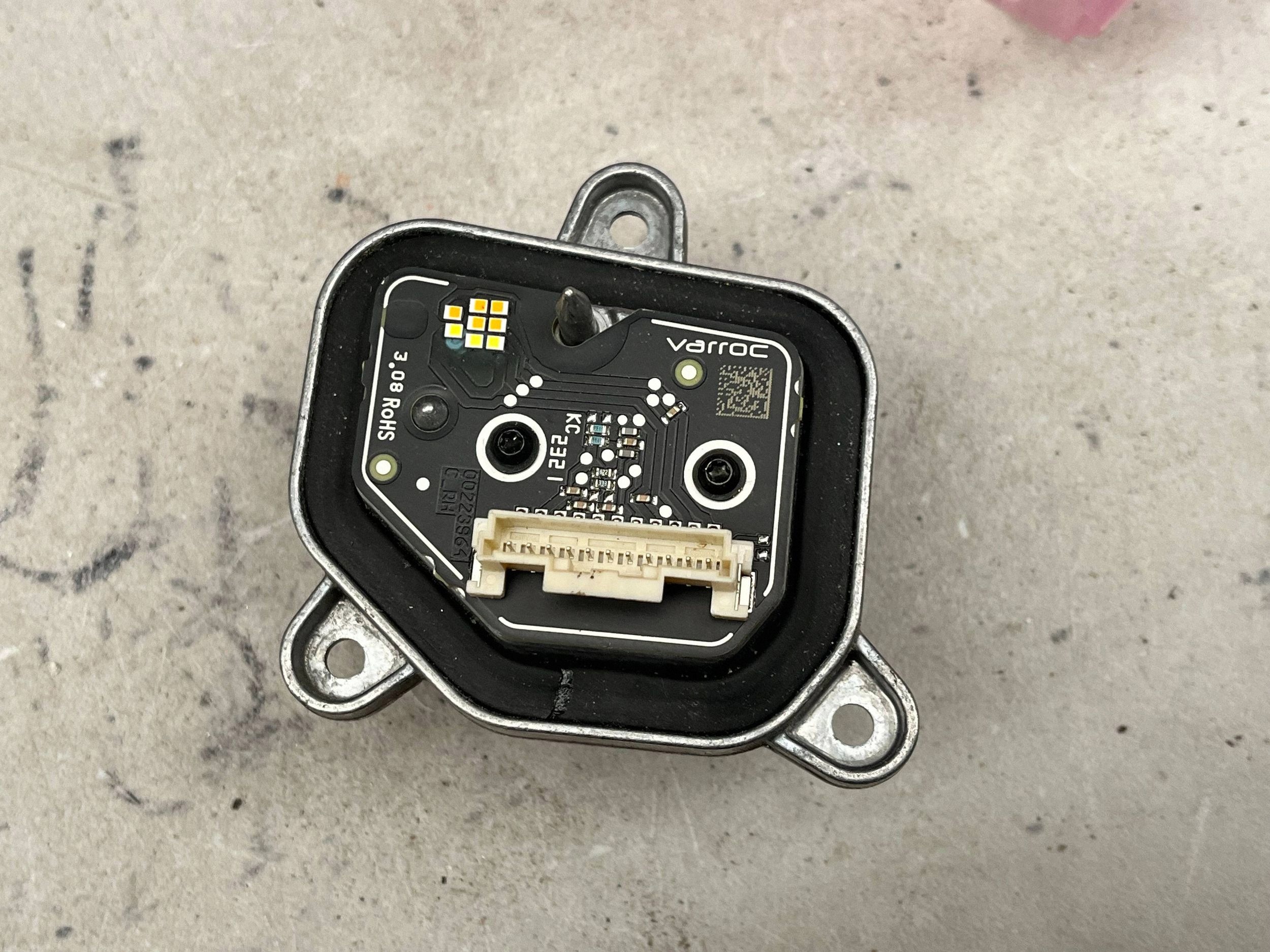 control unit LED REFLEKTORA SKODA KAROQ 00224257 @M