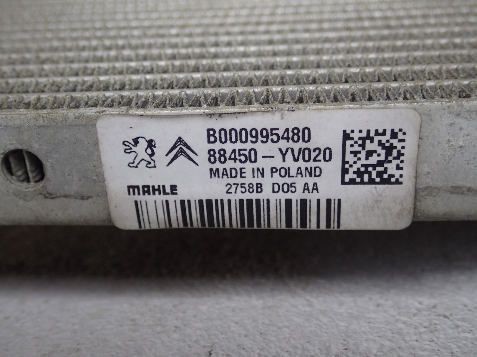 RADIATEUR CLIMATISATION TOYOTA AYGO B4 2014