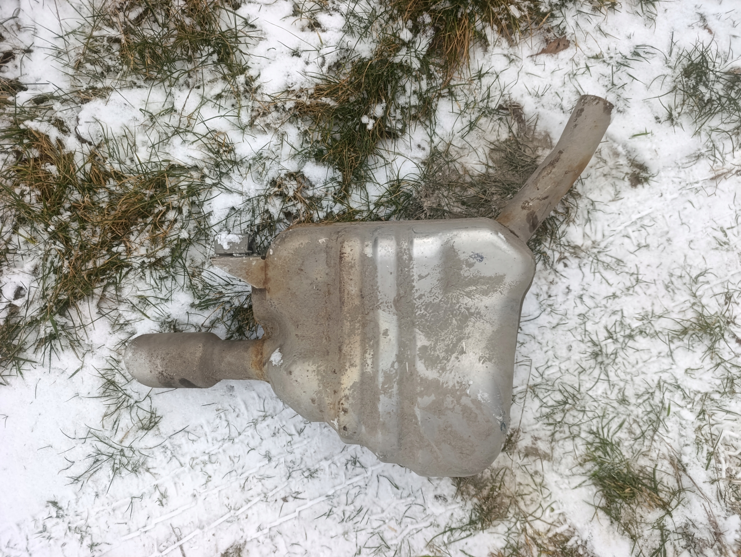 2010 Audi A5 8T 8F Tlumik exhaust 8K0253611AB
