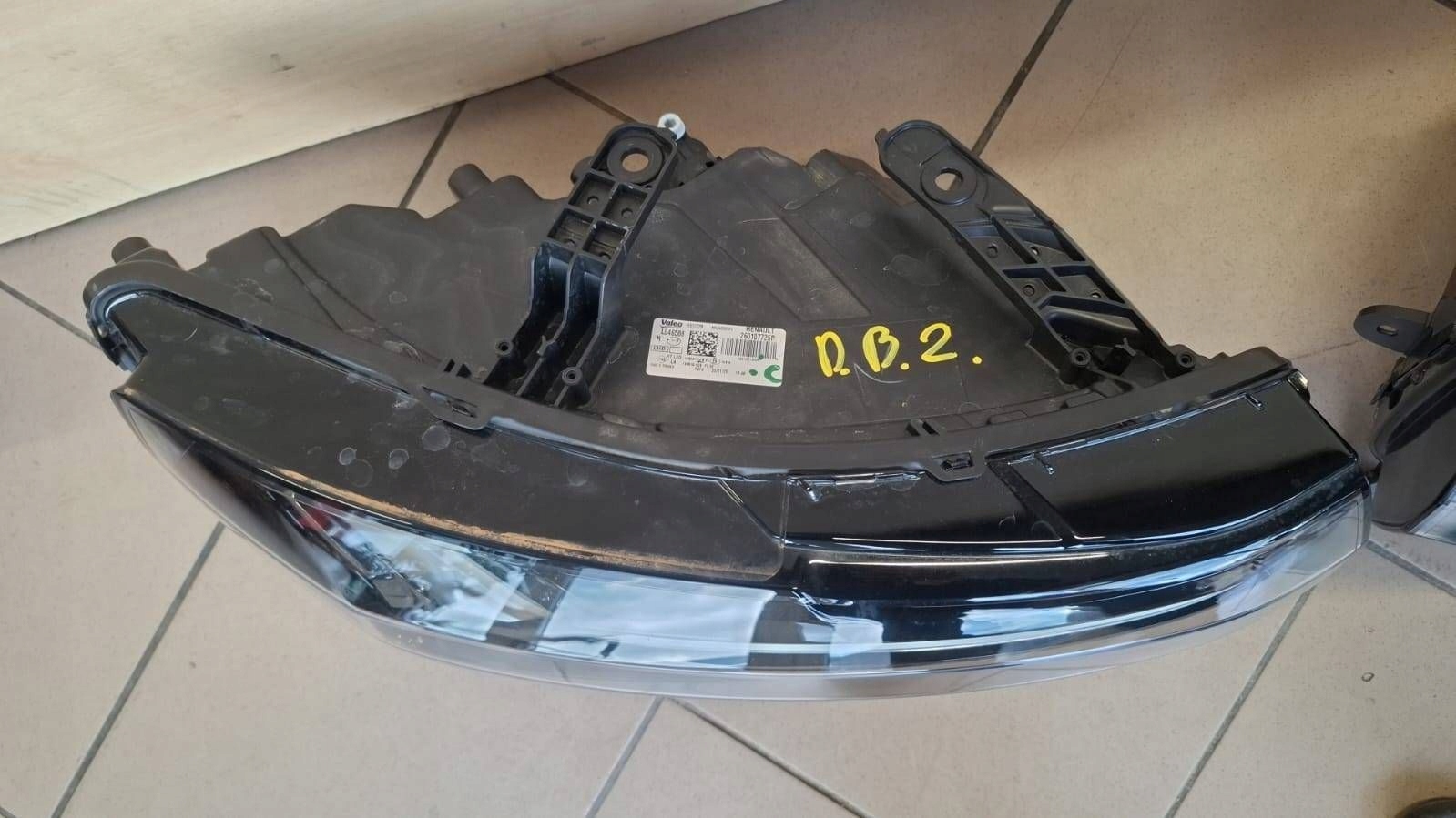 REFLEKTOR front left right DACIA BIGSTER as new 260107725R 260603515R