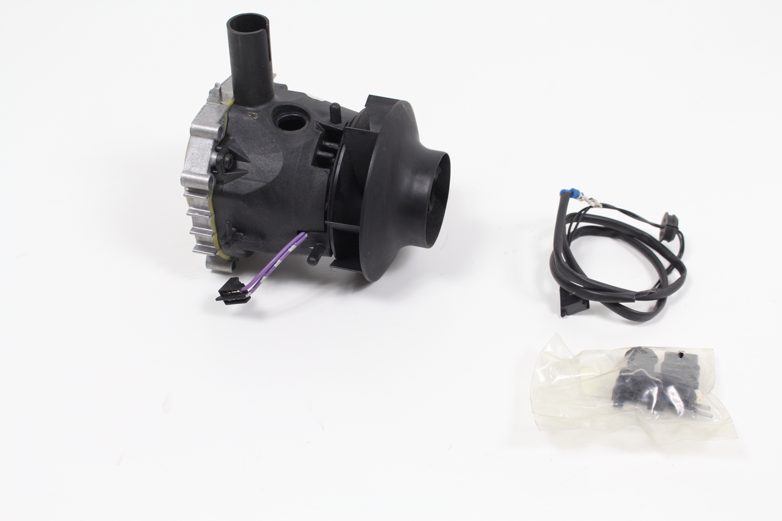 ПОВІТРЯНИЙ НАСОС WEBASTO AIR-TOP 2000 2000S 24V