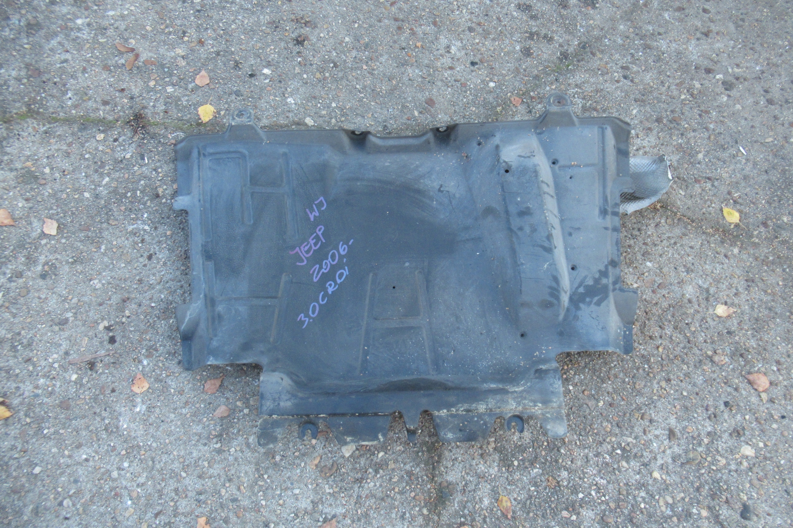 JEEP CHEROKEE WK 3.0 CRDI cover lower of the engine