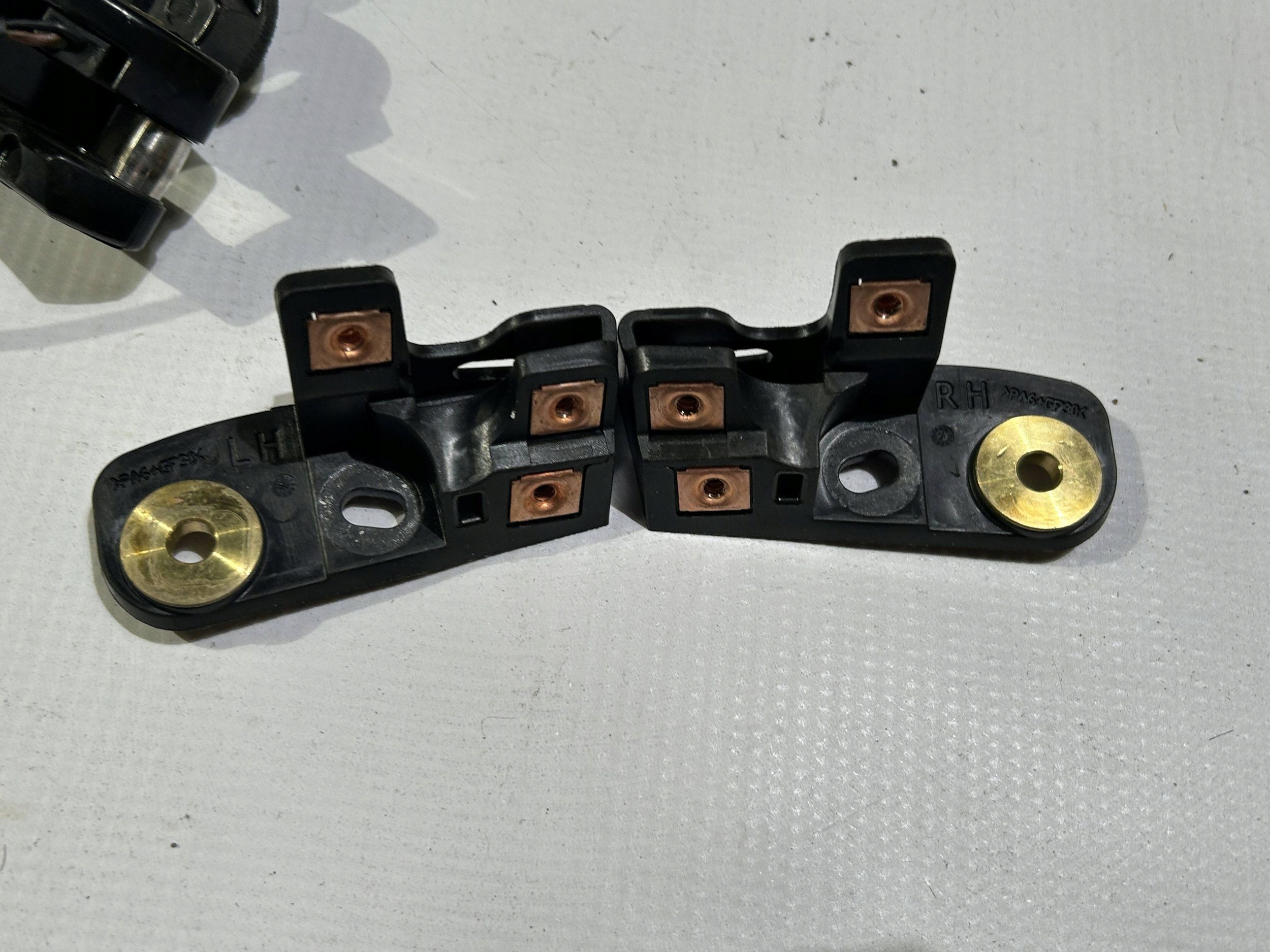 lock rygiel latch roofs Chevrolet Corvette C7 Cabrio 2014r