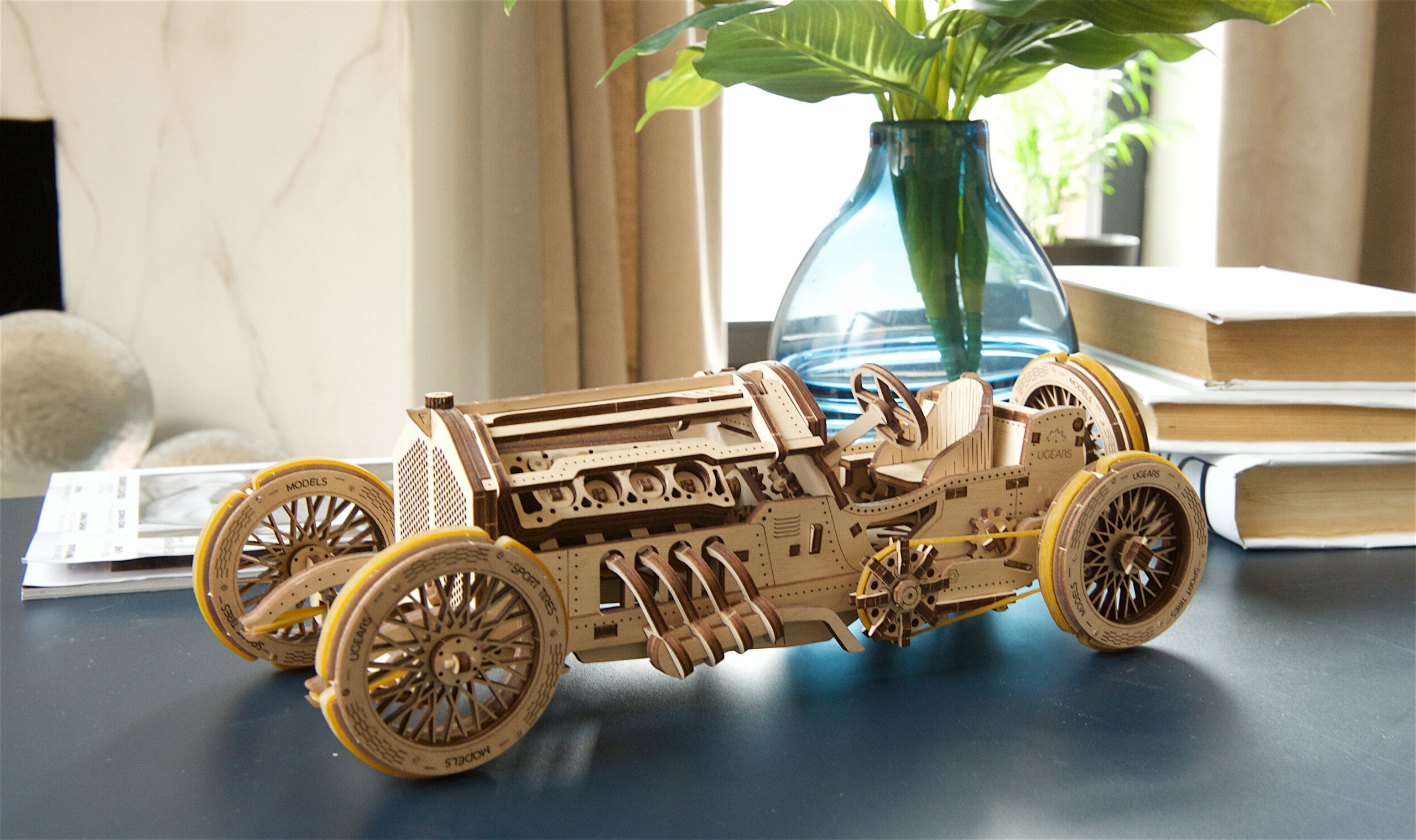 UGEARS Auto U-9 Grand Prix Puzzle 3D Model Wiek dziecka 14 lat +