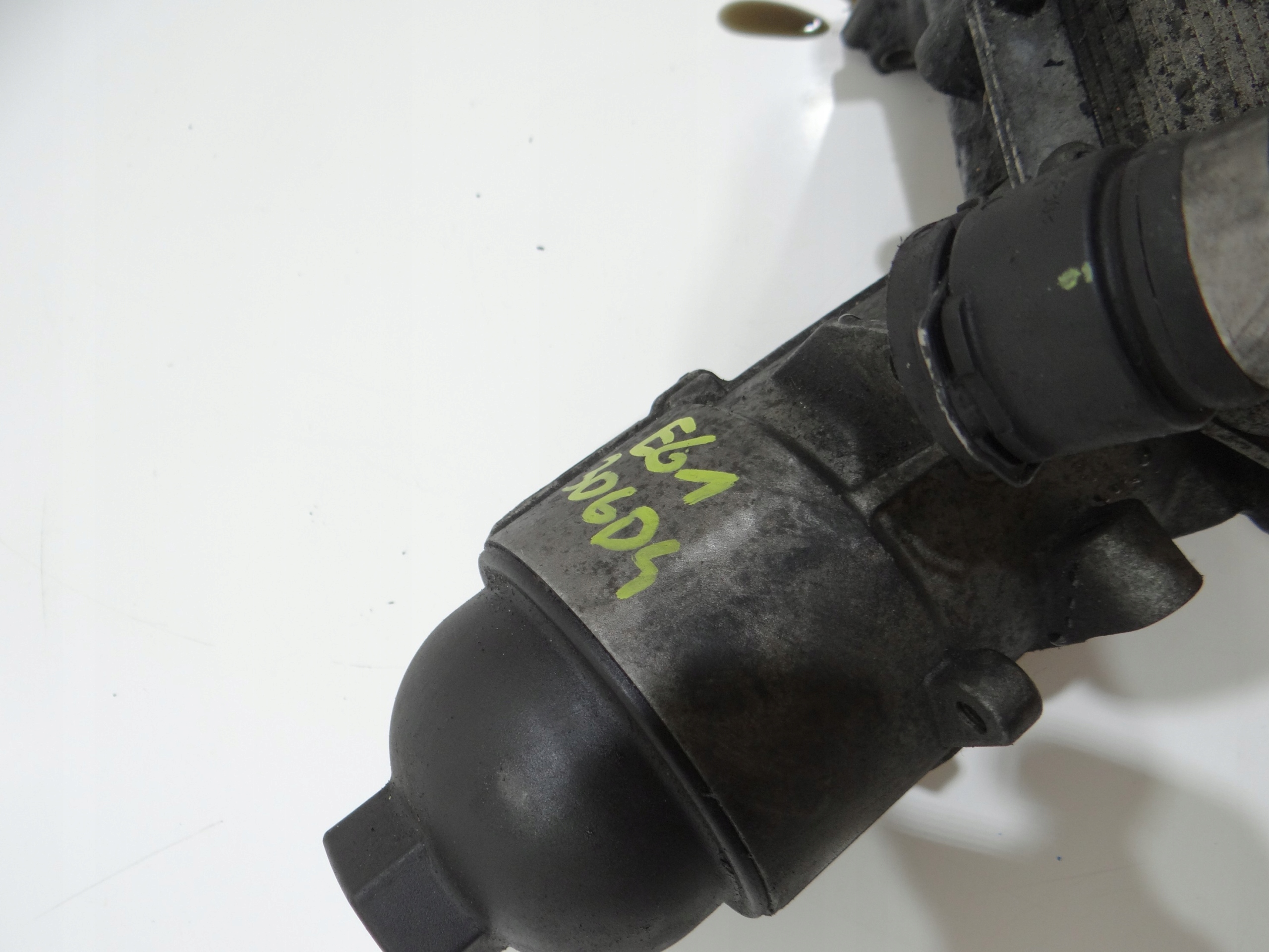 oil filter holder BMW E60 E61 3.0D 7788453 (4273544)